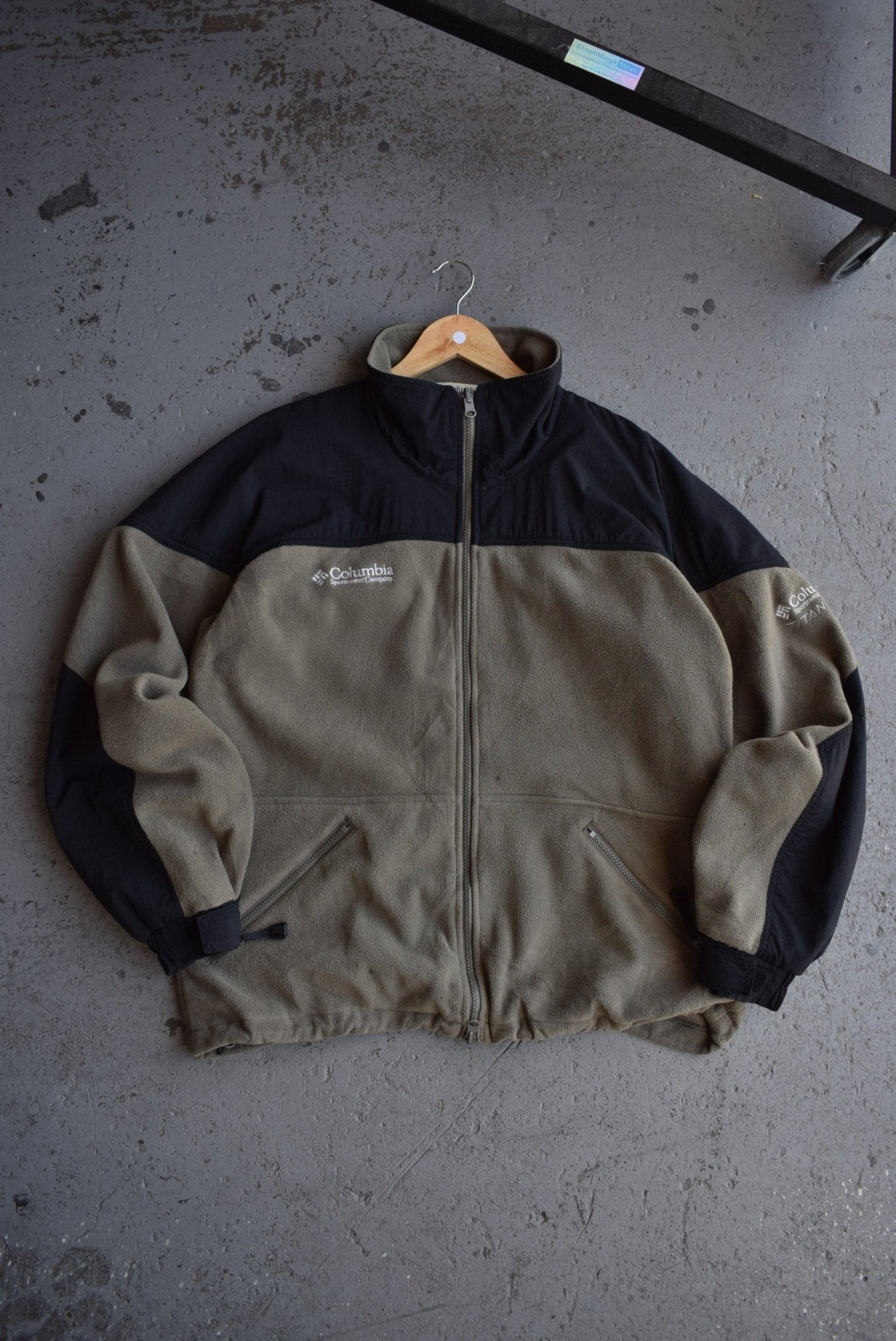 Vintage Columbia Sportswear Embroidered Fleece Jacket (L) - Retrospective Store