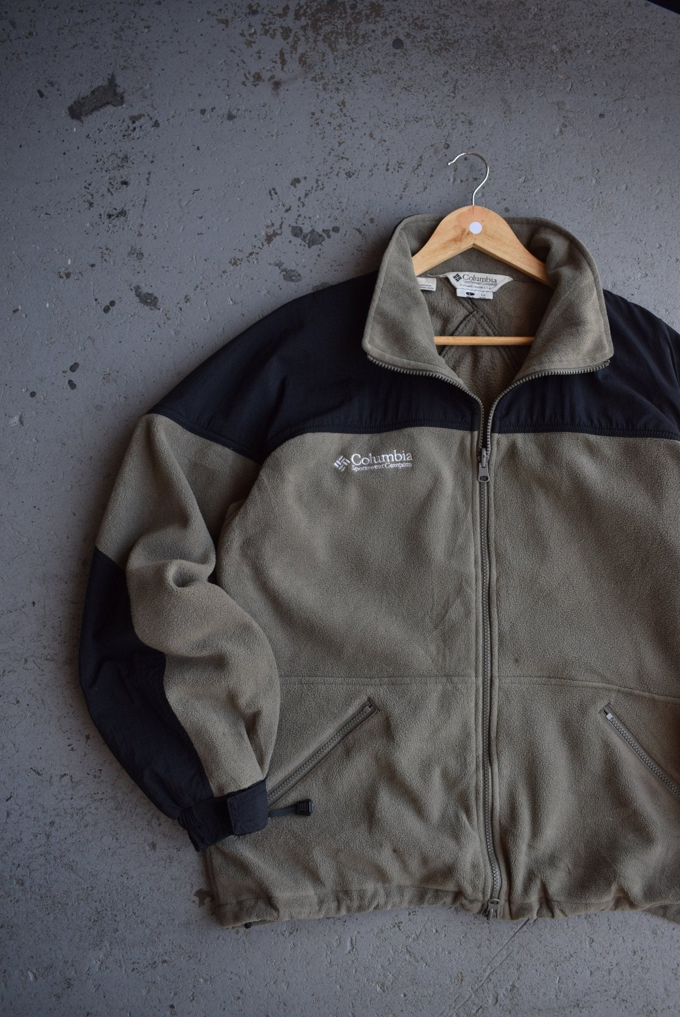 Vintage Columbia Sportswear Embroidered Fleece Jacket (L) - Retrospective Store