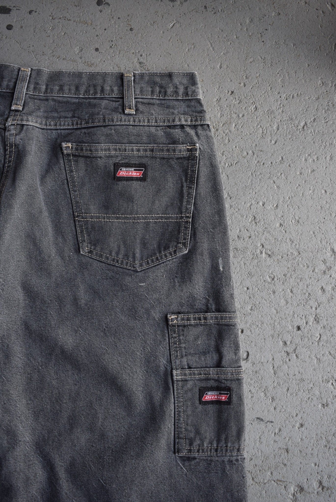 Vintage Dickies Baggy Carpenter Jorts (36) - Retrospective Store