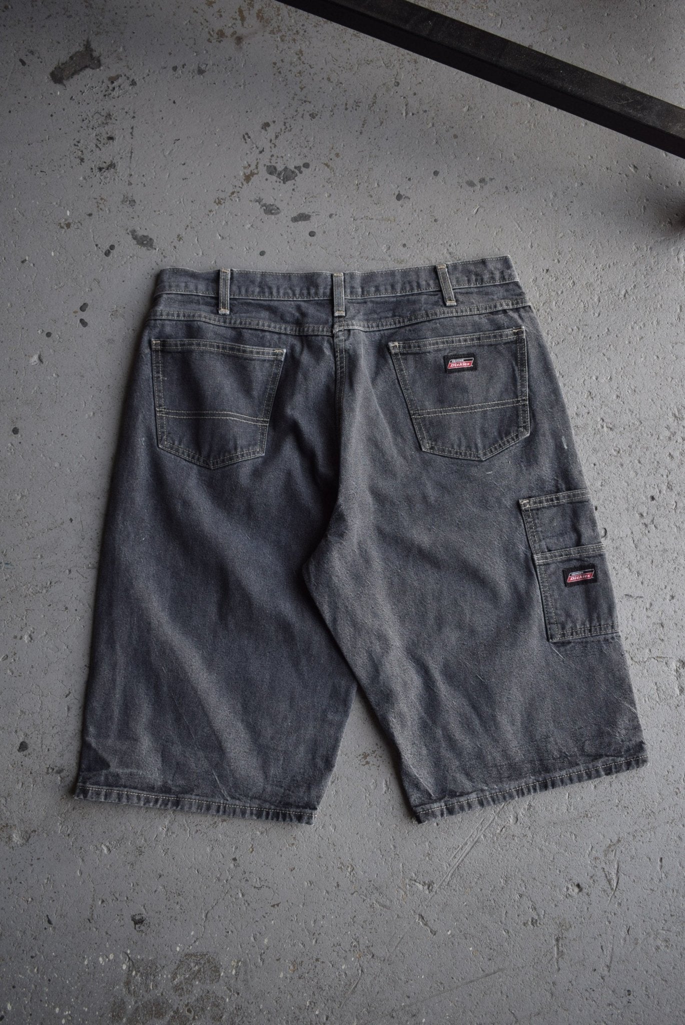 Vintage Dickies Baggy Carpenter Jorts (36) - Retrospective Store