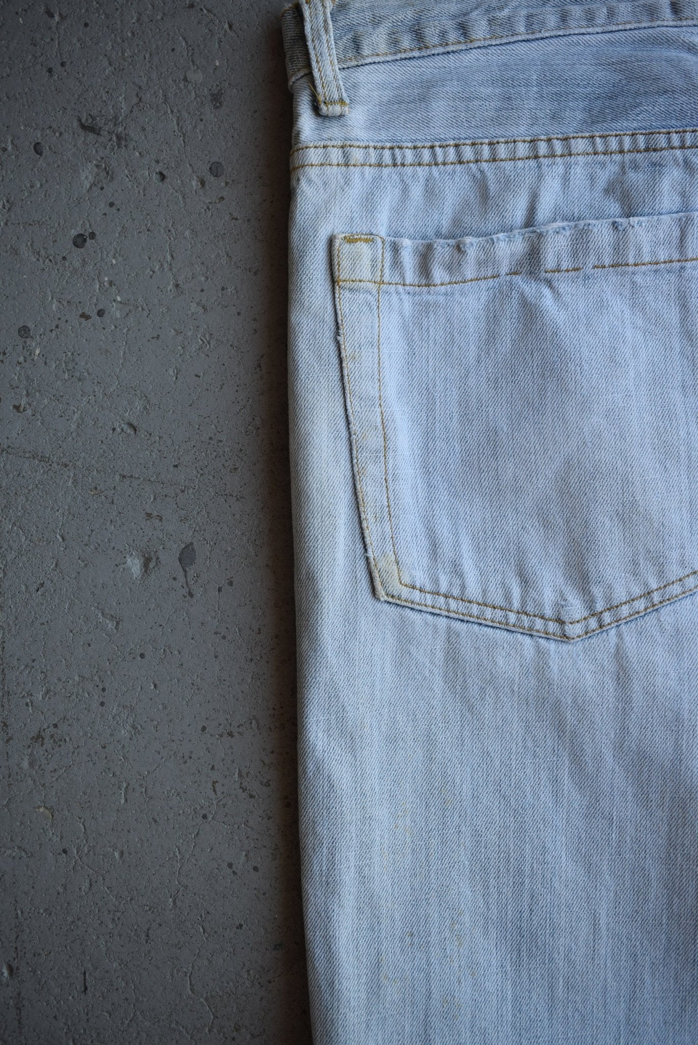 Vintage Diesel Denim Division Jeans (34) - Retrospective Store