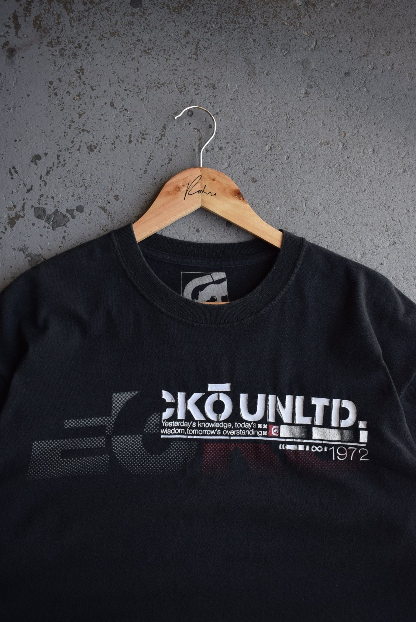 Vintage Ecko Unltd Spellout Tee (L) - Retrospective Store