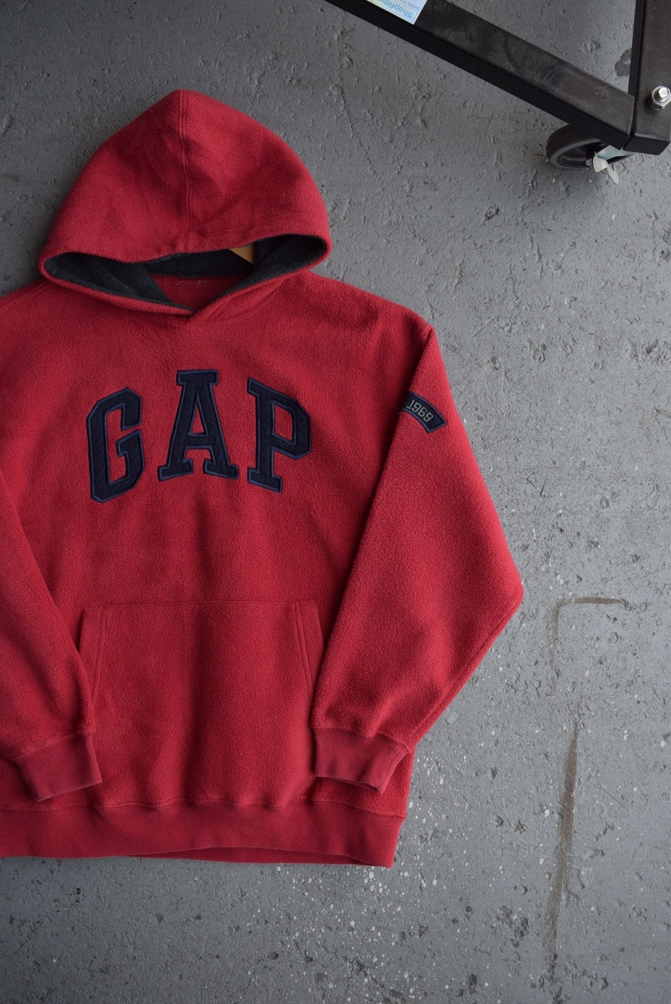 Vintage GAP Embroidered Spellout Fleece Hoodie (S) - Retrospective Store