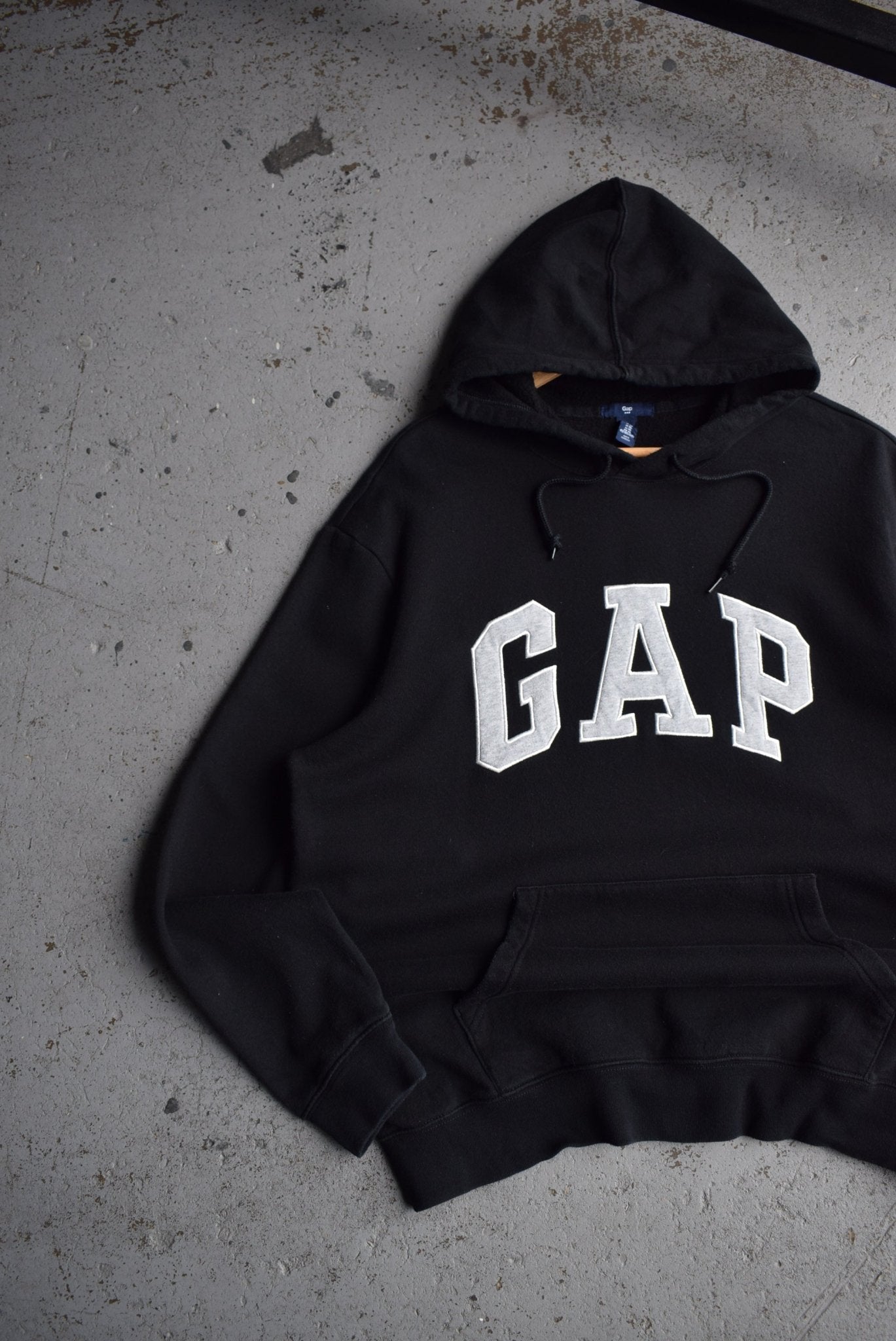 Vintage GAP Embroidered Spellout Hoodie (L) - Retrospective Store