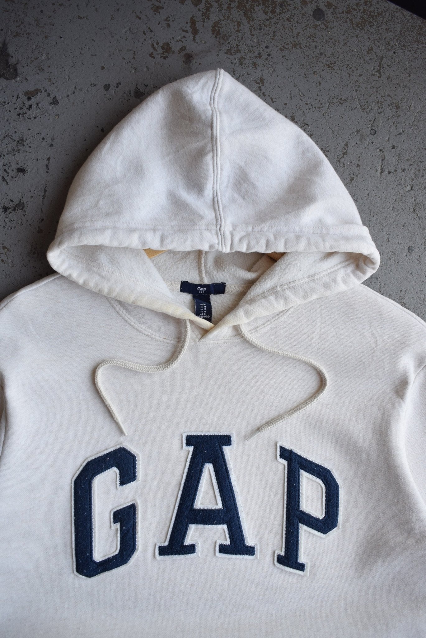 Vintage GAP Spellout Embroidered Hoodie (M) - Retrospective Store