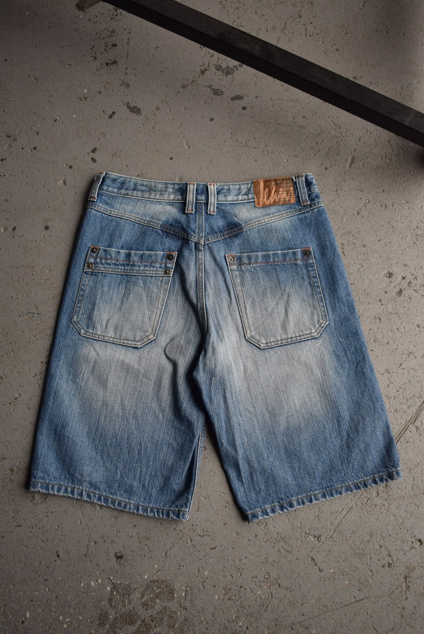 Vintage Get Used Jeans New York Jorts (32) - Retrospective Store