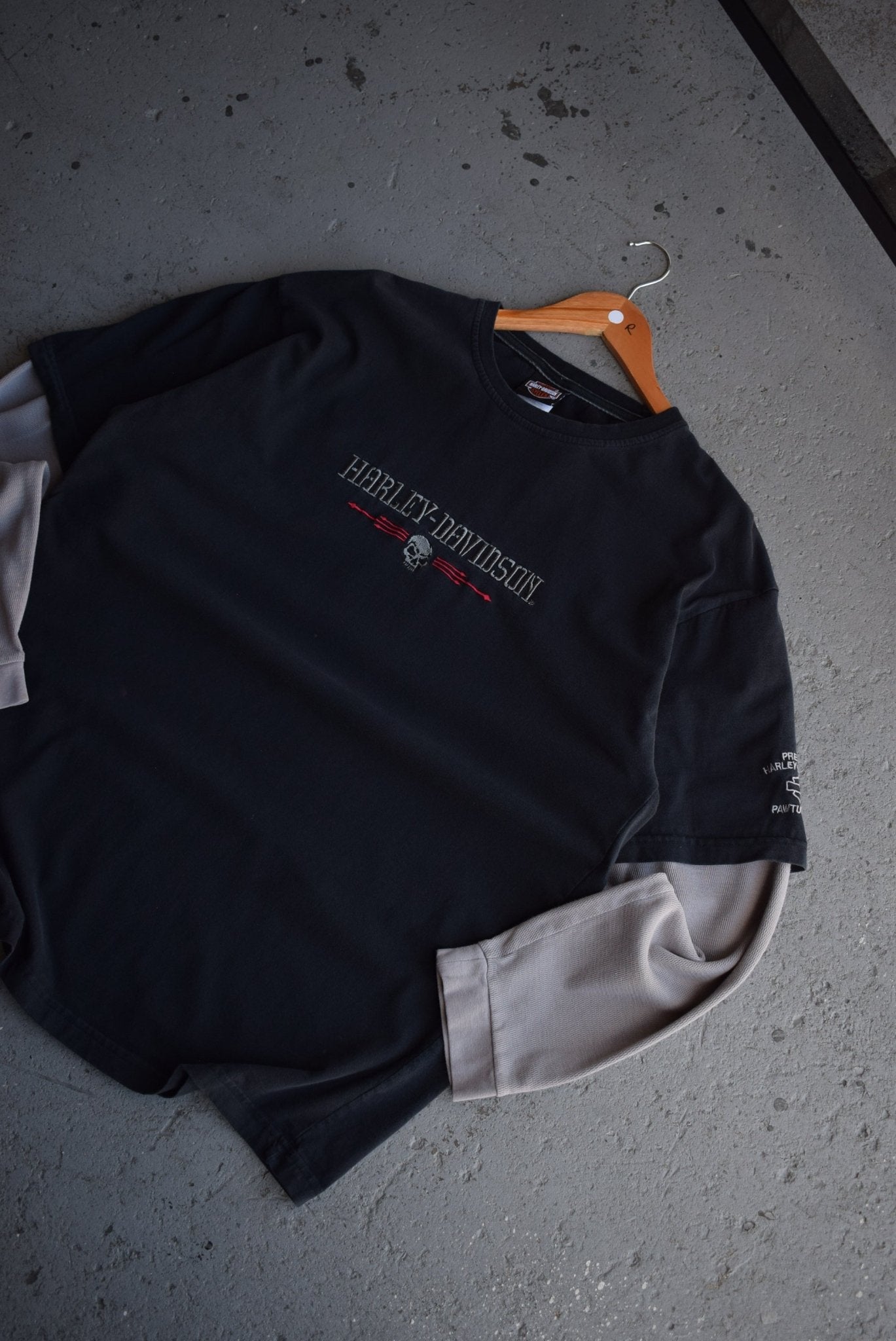 Vintage Harley Davidson Embroidered Long Sleeve Tee (XL) - Retrospective Store