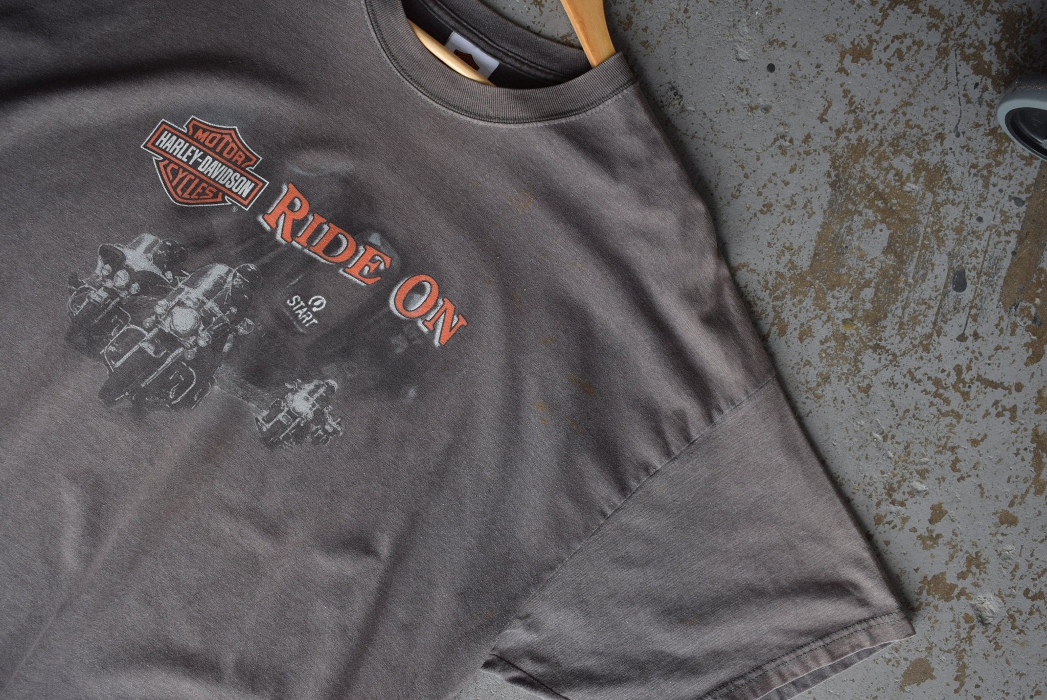 Vintage Harley Davidson 'Ride On' Tee (XXL) - Retrospective Store