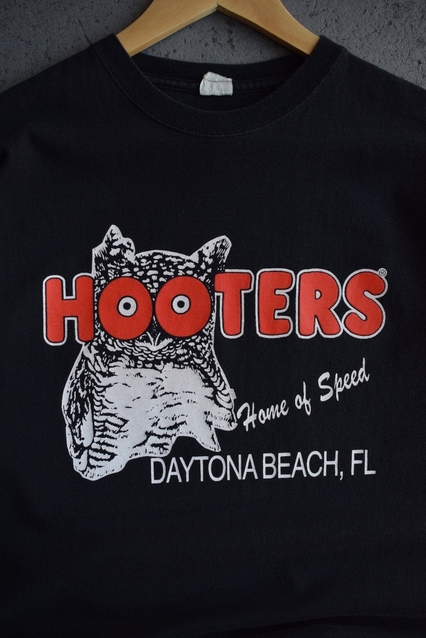 Vintage Hooters Daytona Beach Tee (L) - Retrospective Store