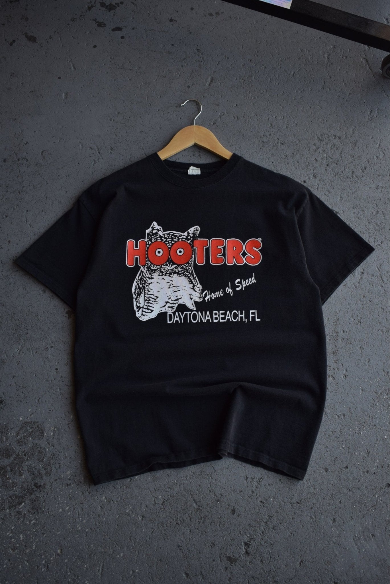Vintage Hooters Daytona Beach Tee (L) - Retrospective Store