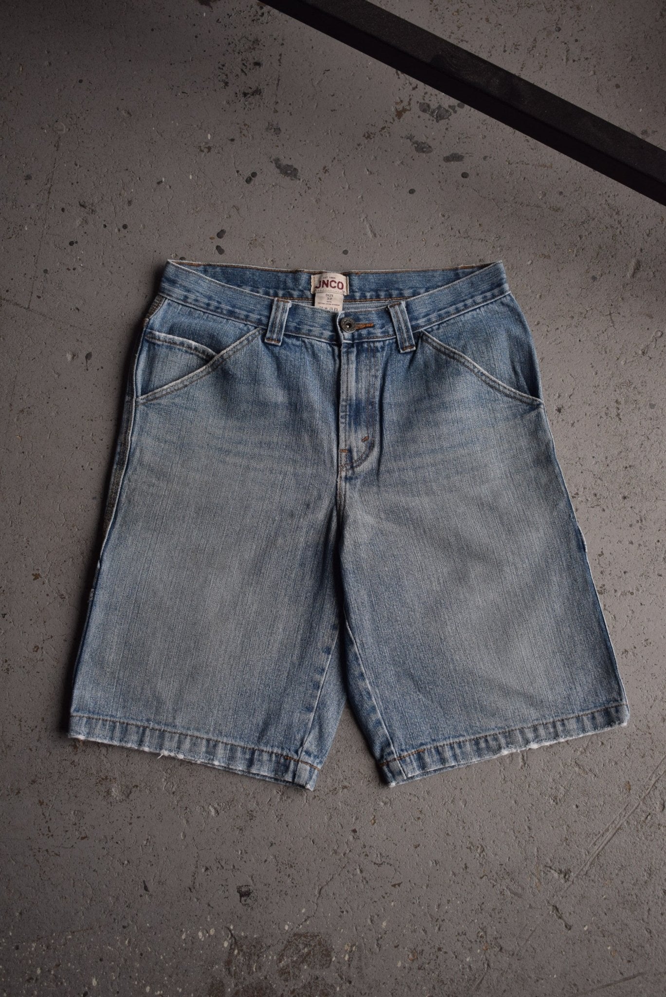 Vintage JNCO Carpenter Jorts (32) - Retrospective Store