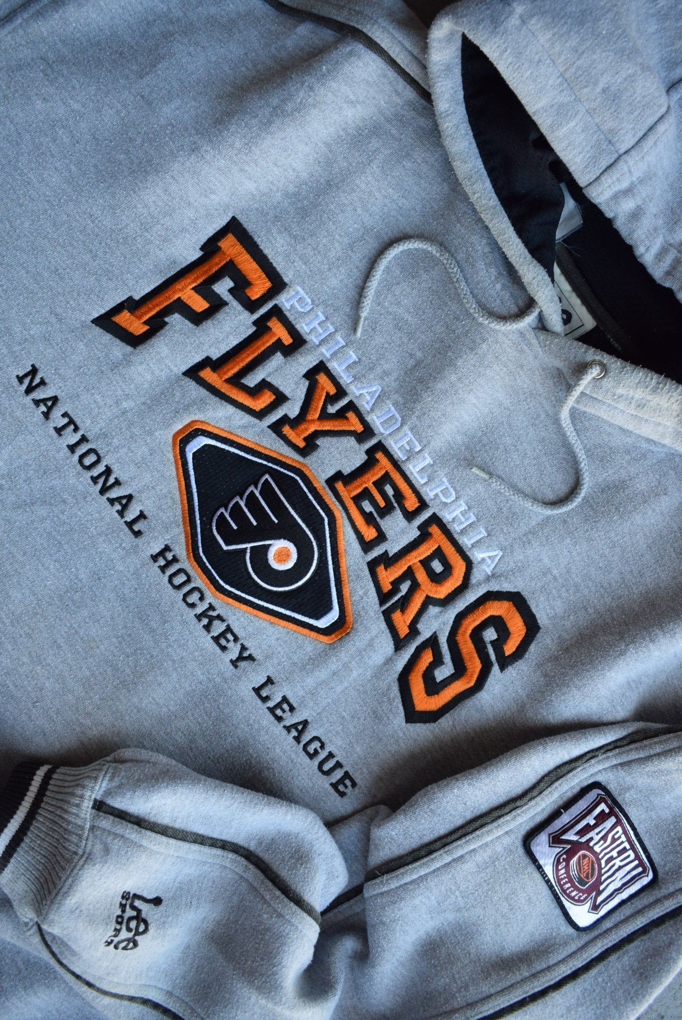Vintage Lee Sport x NHL Philadelphia Flyers Embroidered Hoodie (XXL/3XL) - Retrospective Store