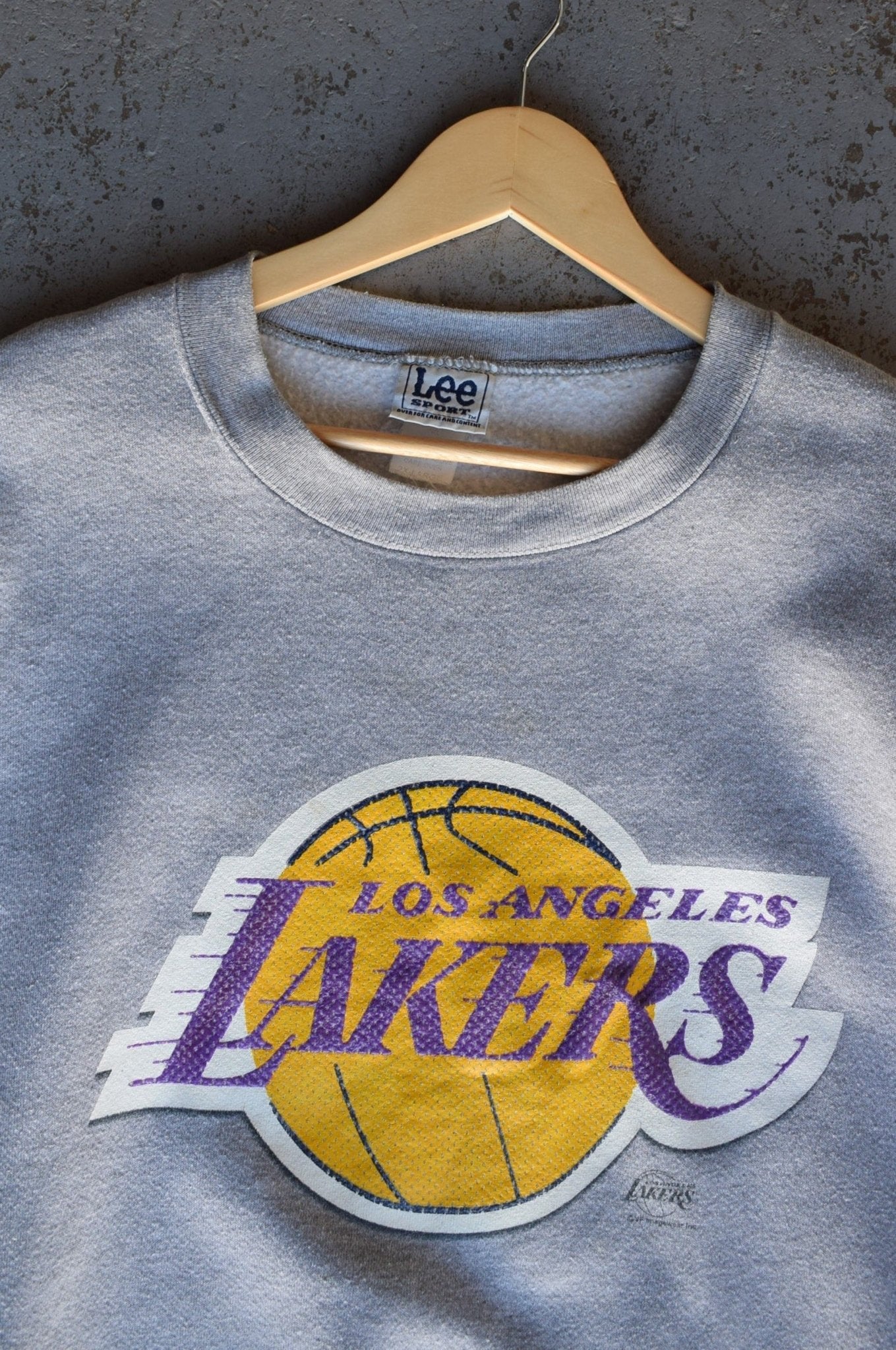 Vintage LEE Sports x NBA Los Angeles Lakers Crewneck (XXL) - Retrospective Store