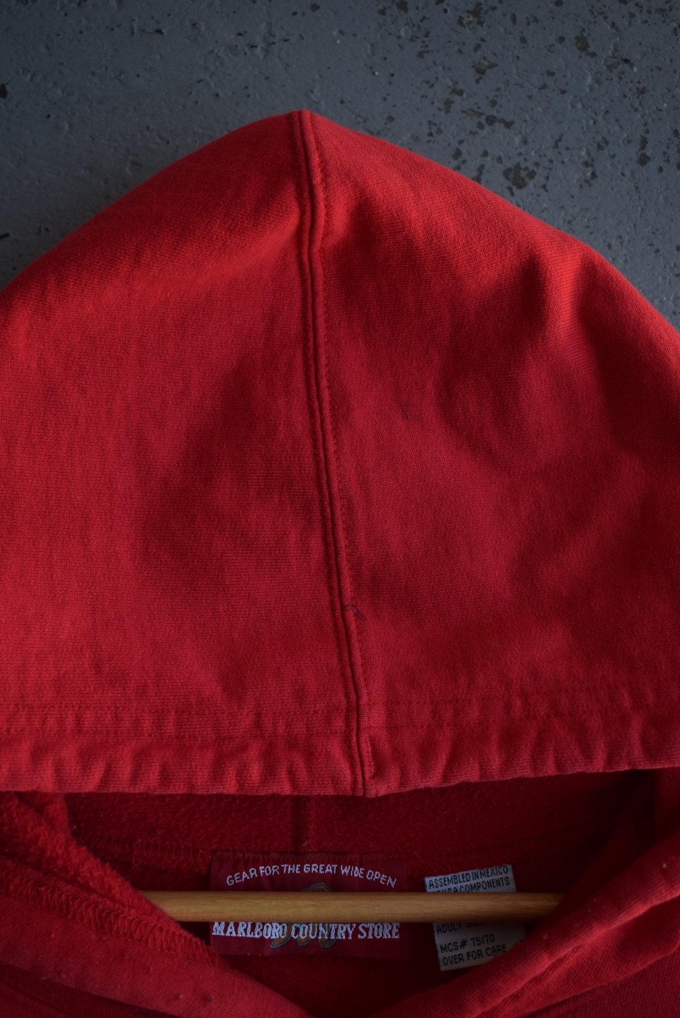 Vintage Marlboro Classic Logo Embroidered Hoodie (XL) - Retrospective Store