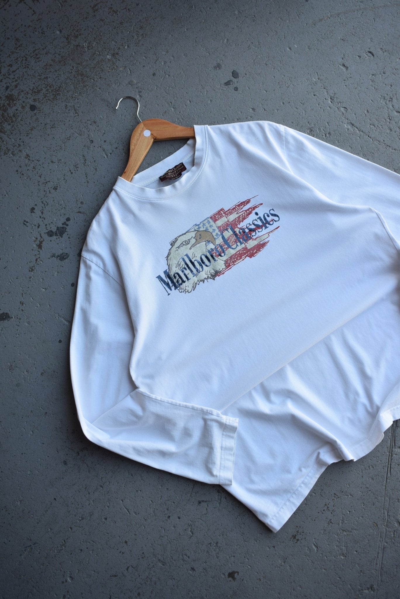Vintage Marlboro Classics Long Sleeve Tee (L) - Retrospective Store