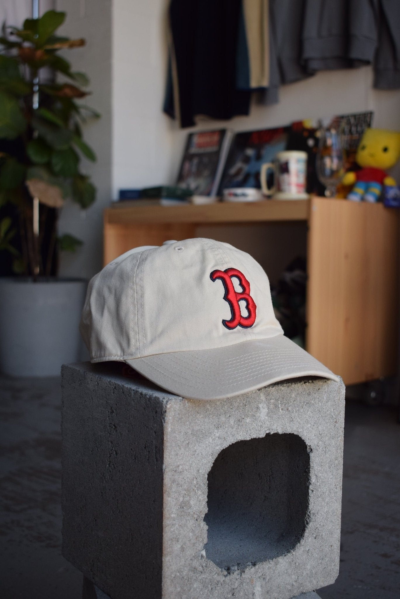 Vintage MLB Boston Red Sox Embroidered Hat - Retrospective Store
