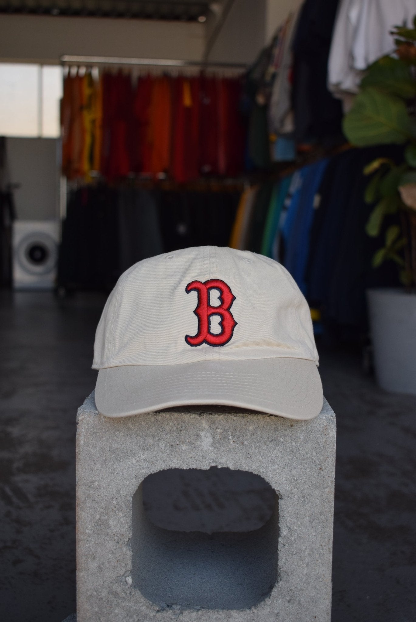 Vintage MLB Boston Red Sox Embroidered Hat - Retrospective Store