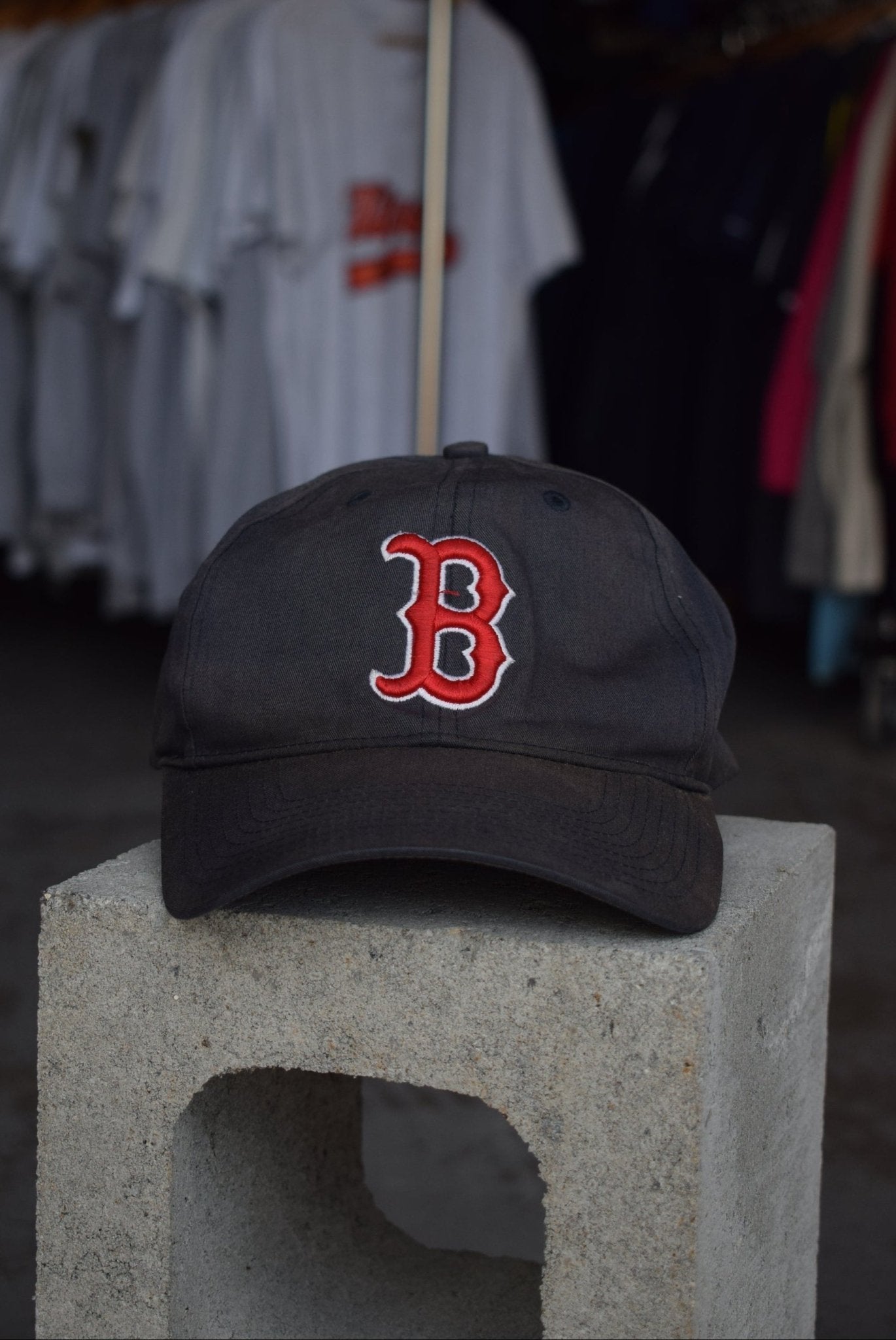 Vintage MLB Boston Red Sox Embroidered Hat - Retrospective Store
