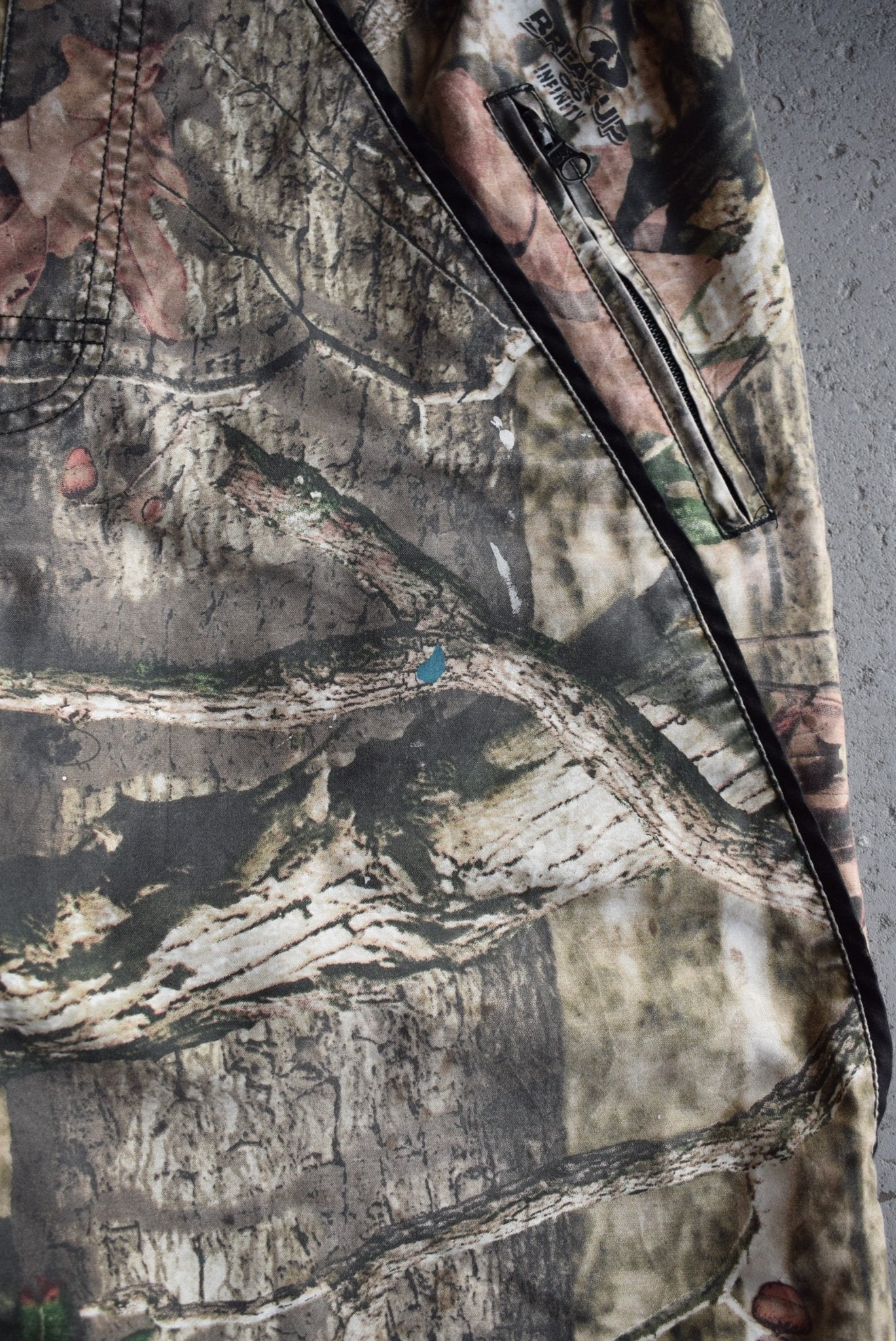 Vintage Mossy - Oak Camo Board Shorts (30) - Retrospective Store
