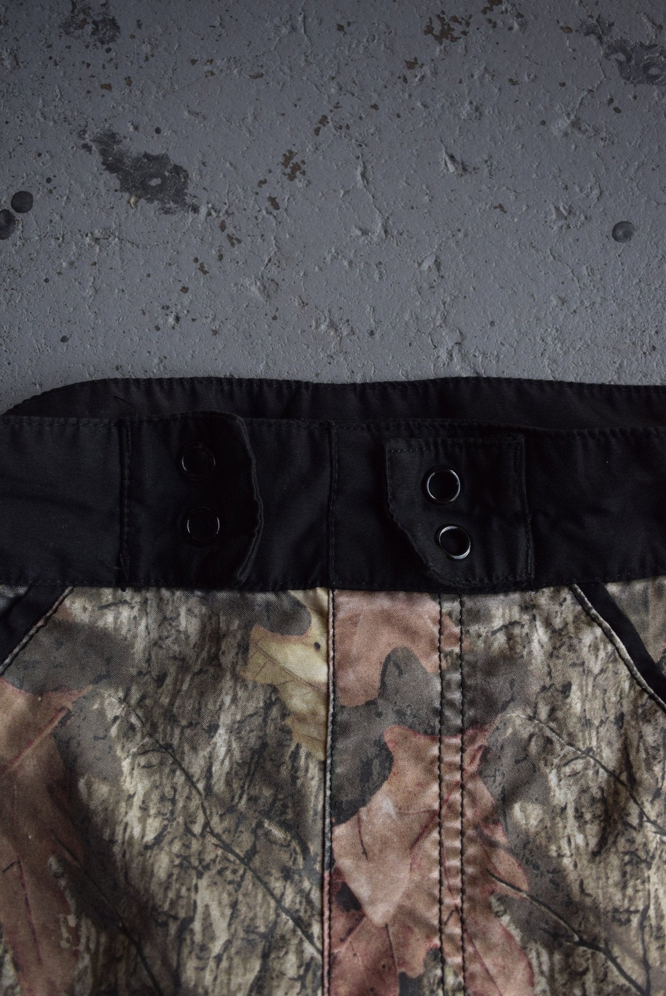 Vintage Mossy - Oak Camo Board Shorts (30) - Retrospective Store