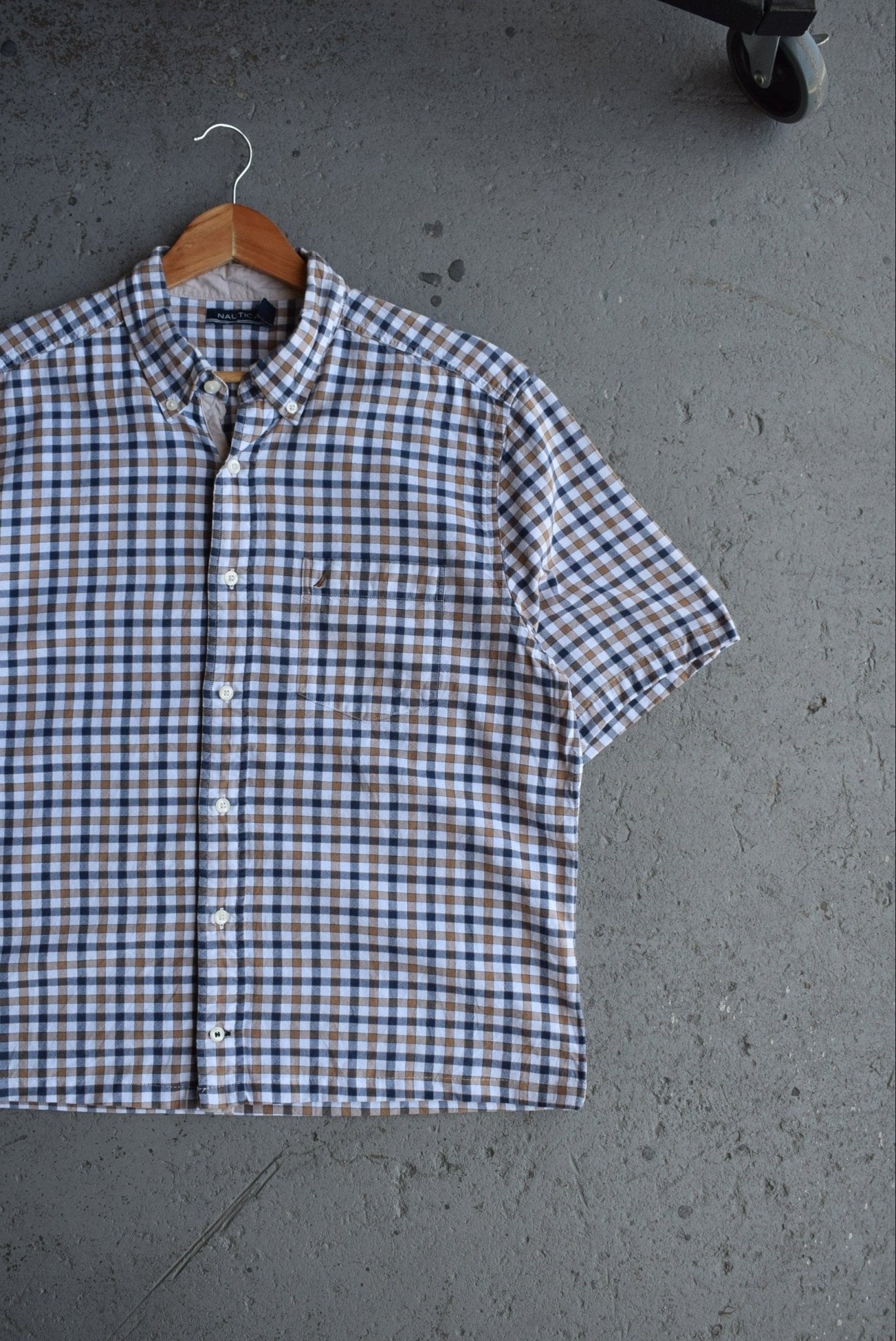 Vintage Nautica Cropped Button Up (M) - Retrospective Store