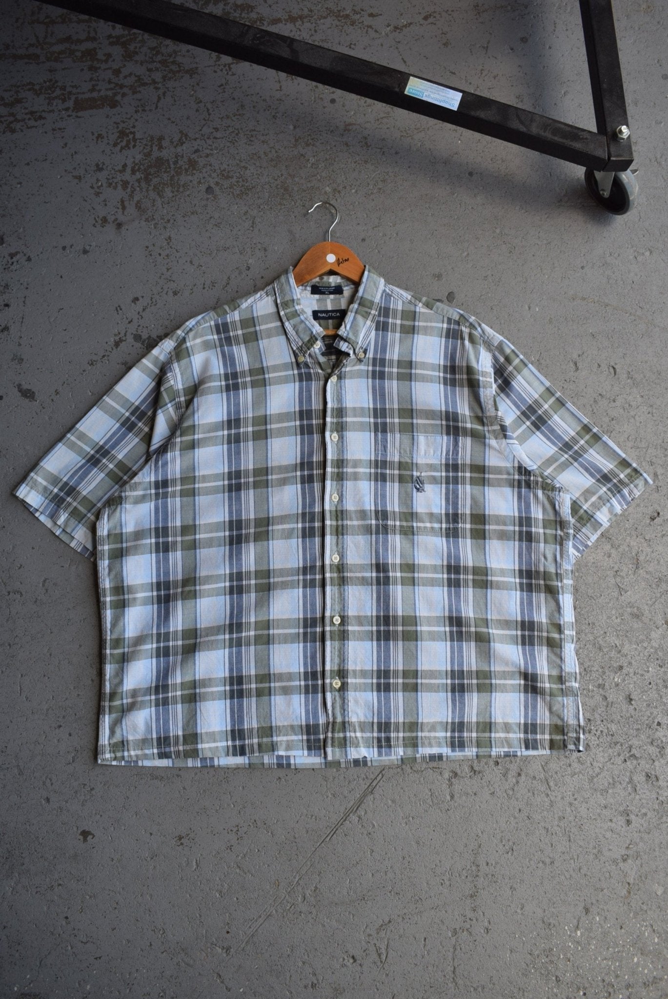 Vintage Nautica Cropped Button Up (XL) - Retrospective Store