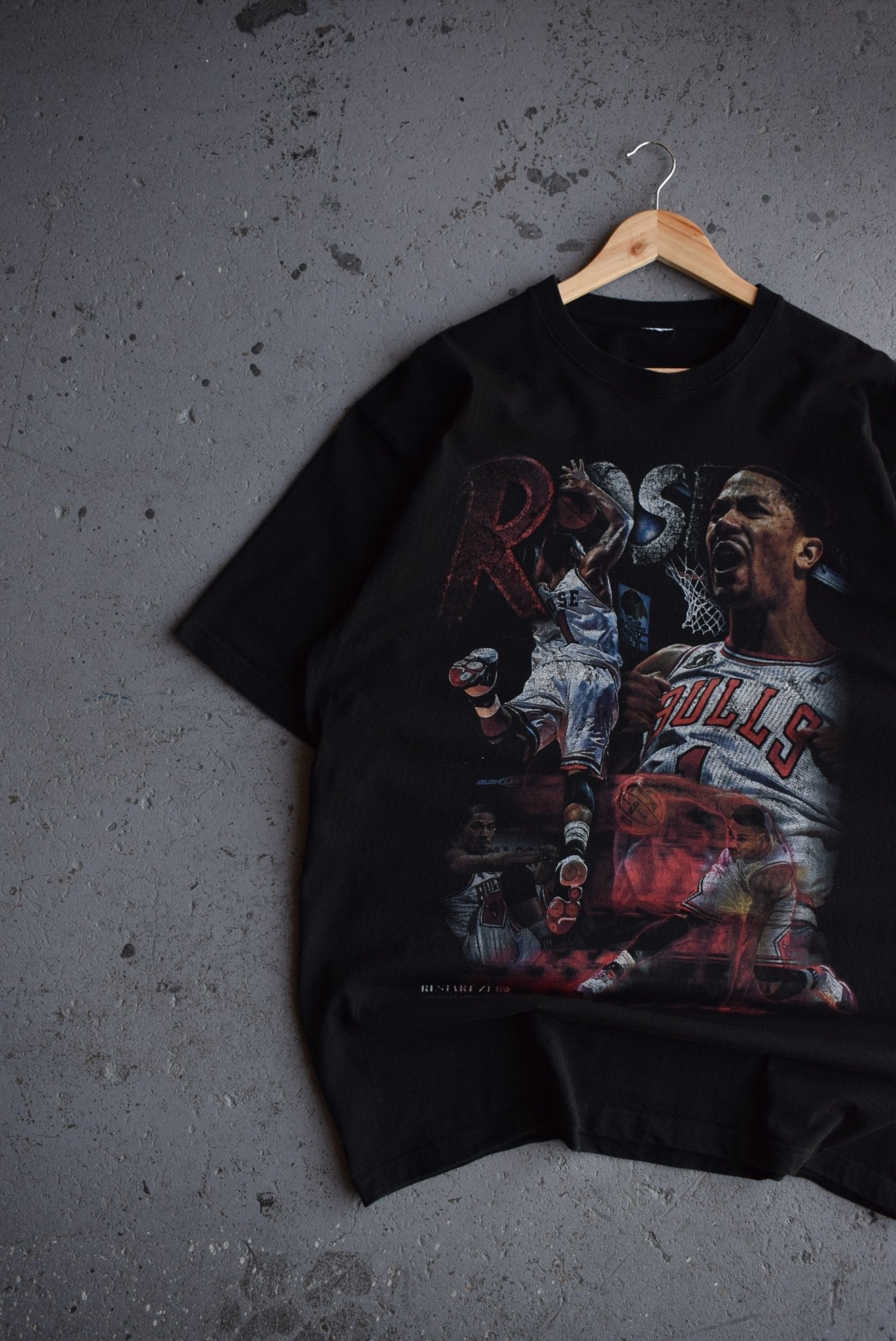 Vintage NBA Derrick Rose Tee (XL) - Retrospective Store