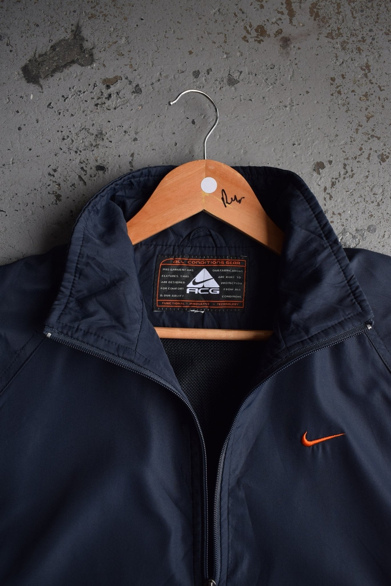 Vintage Nike ACG Classic Logo Embroidered Jacket (XL) - Retrospective Store