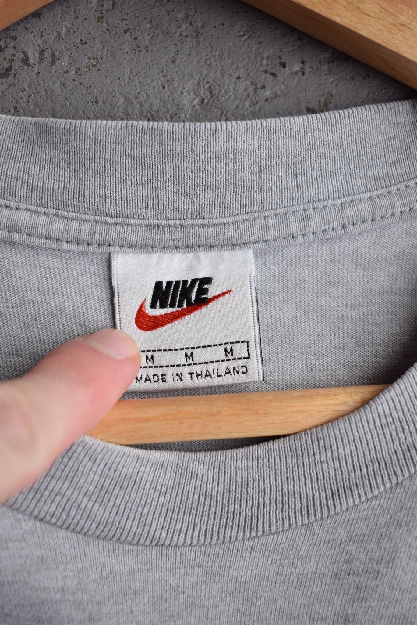 Vintage Nike Athletics Tee (Women's M) - Retrospective Store