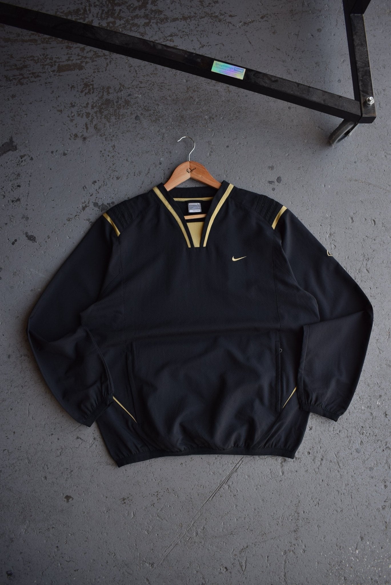 Vintage Nike Basketball Classic Logo Embroidered Pullover Jacket (L) - Retrospective Store