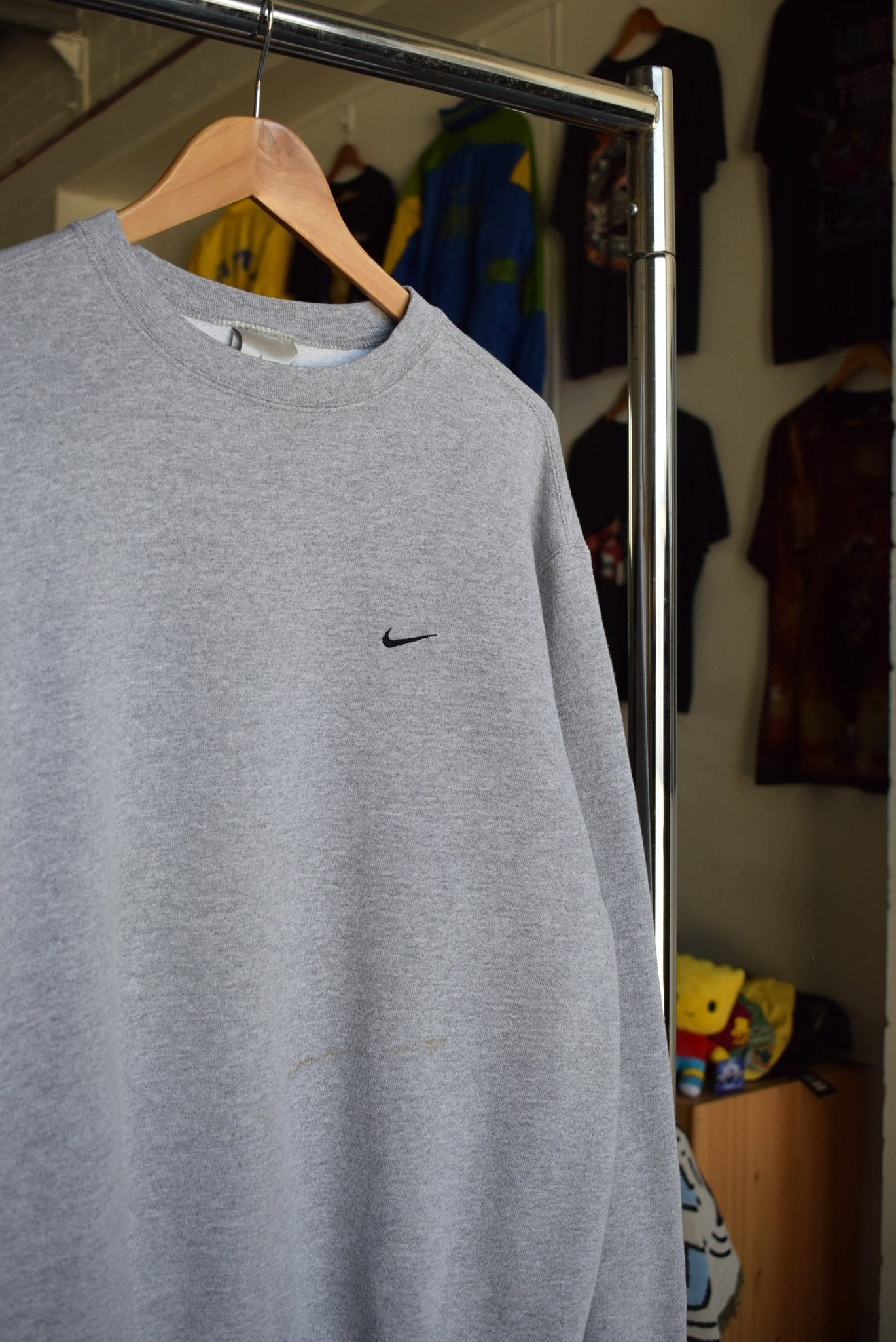 Vintage Nike Classic Logo Embroidered Crewneck (M) - Retrospective Store