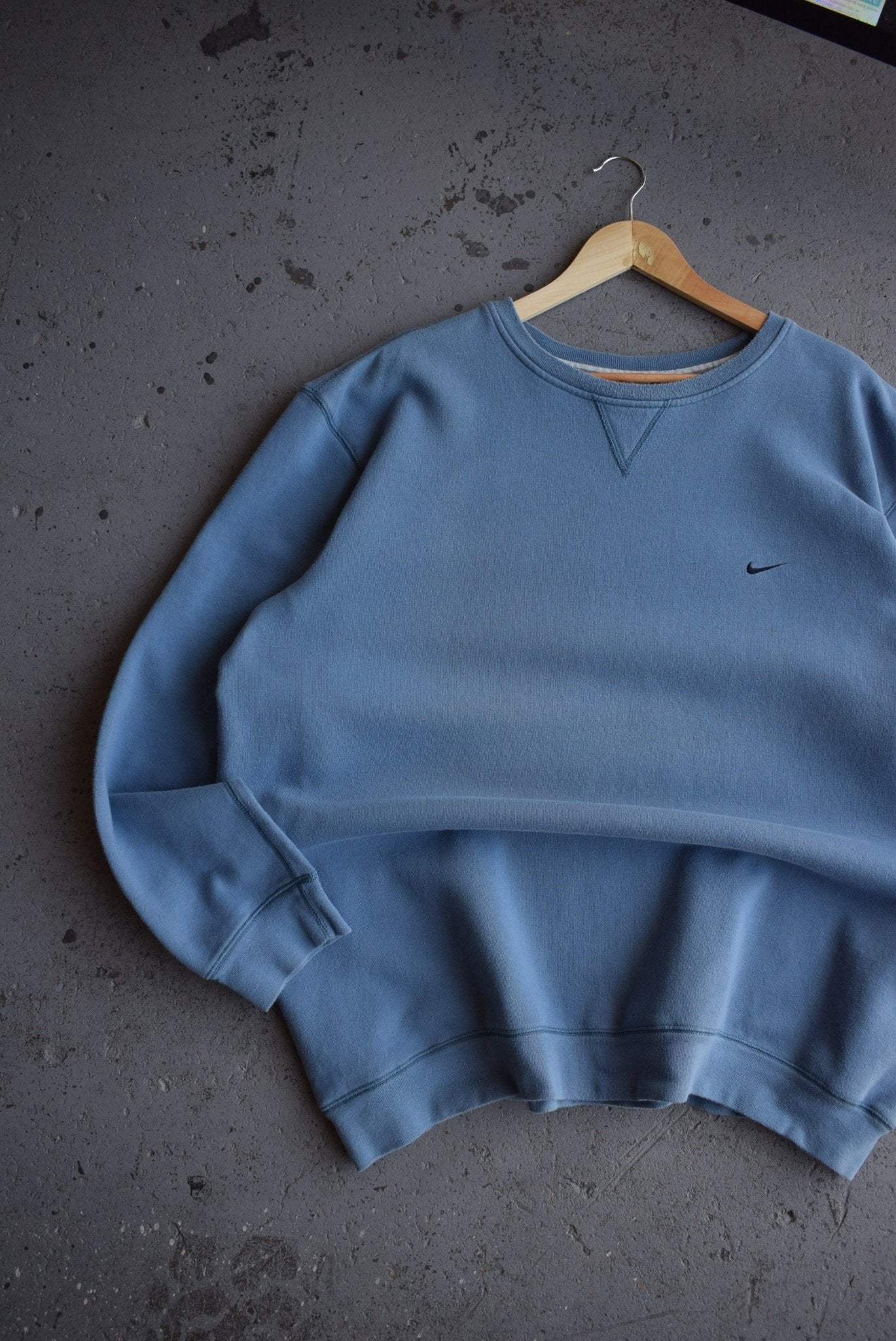 Vintage Nike Classic Logo Embroidered Crewneck (XXL) - Retrospective Store