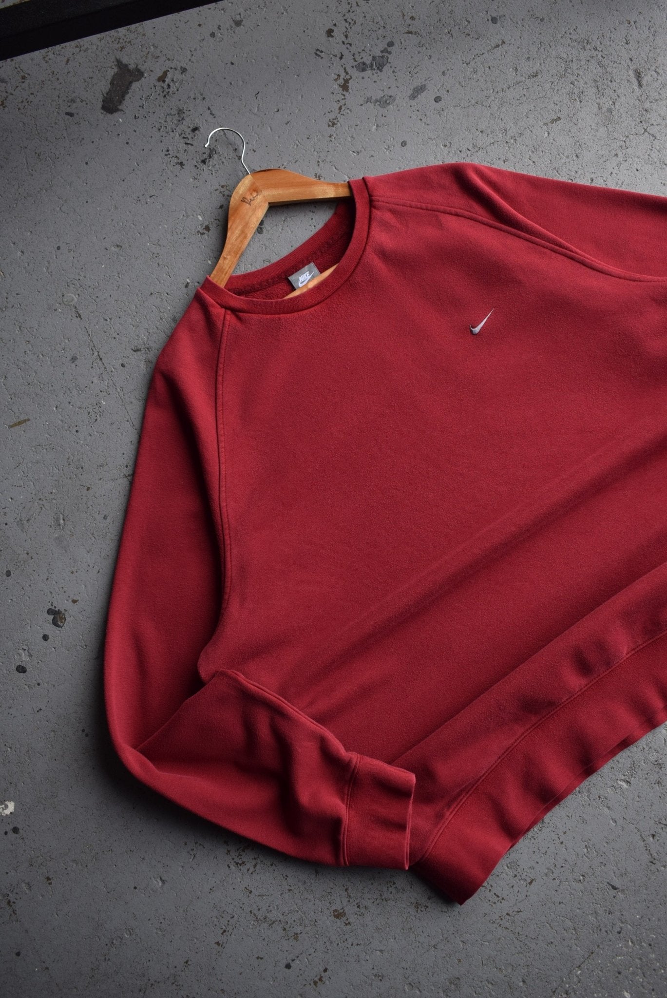 Vintage Nike Classic Logo Embroidered Crewneck (XXL) - Retrospective Store