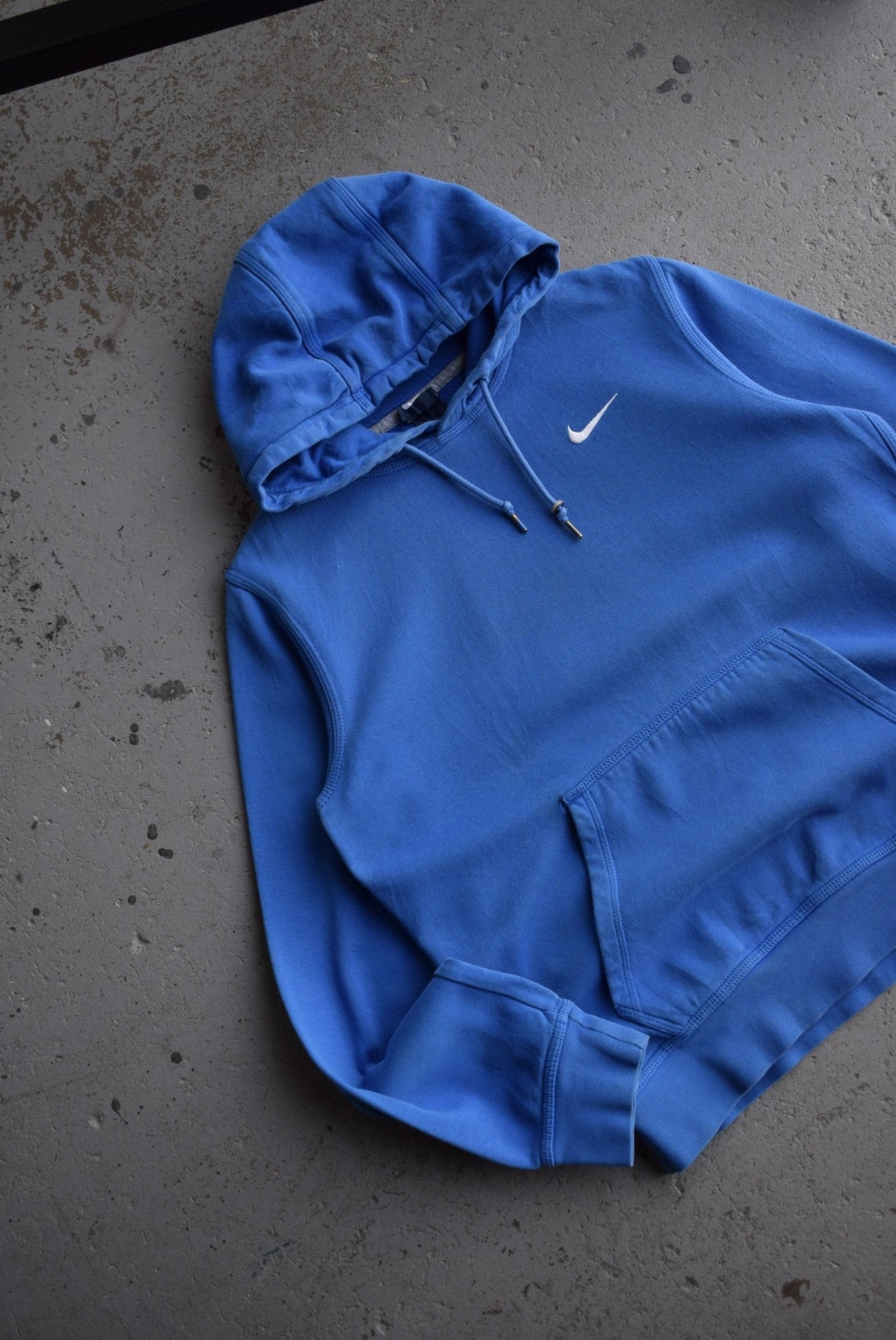 Vintage Nike Classic Logo Embroidered Hoodie (S) - Retrospective Store