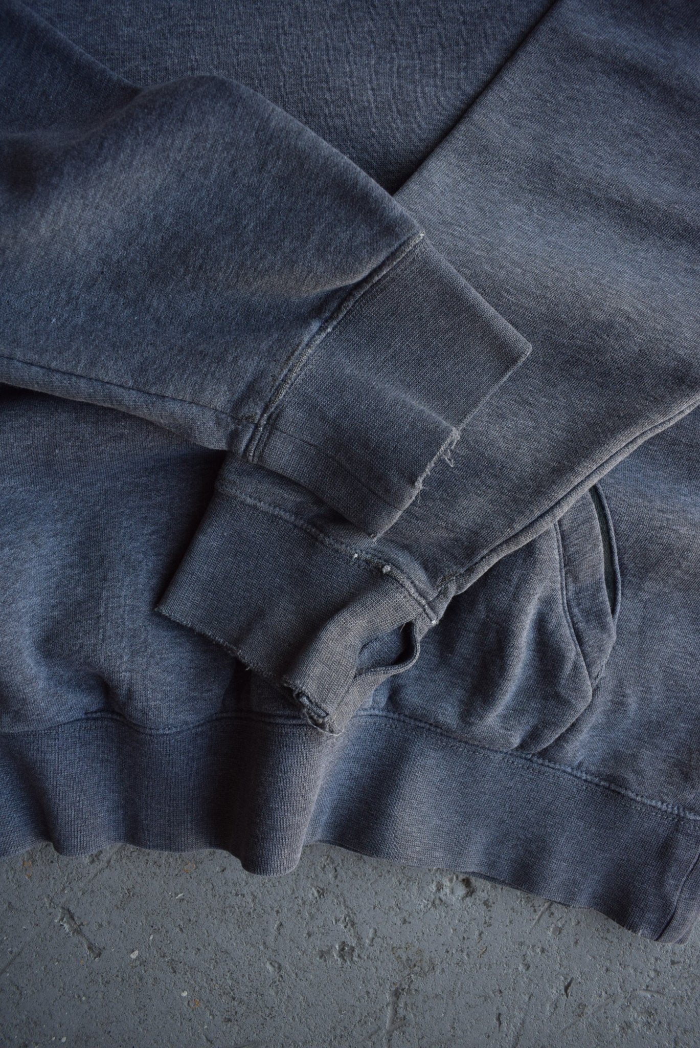 Vintage Nike Classic Logo Embroidered Hoodie (XL) - Retrospective Store