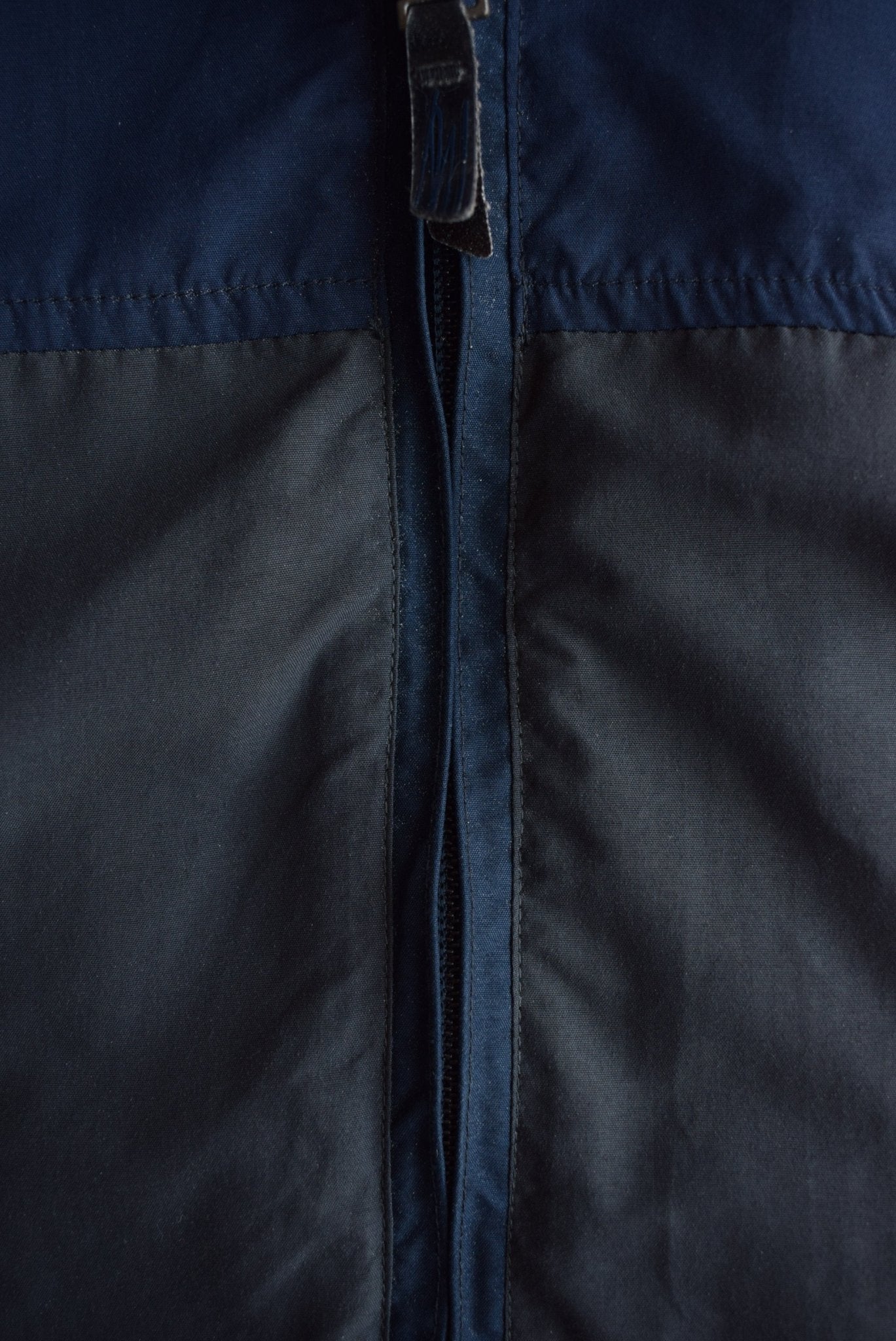 Vintage Nike Classic Logo Embroidered Jacket (L) - Retrospective Store