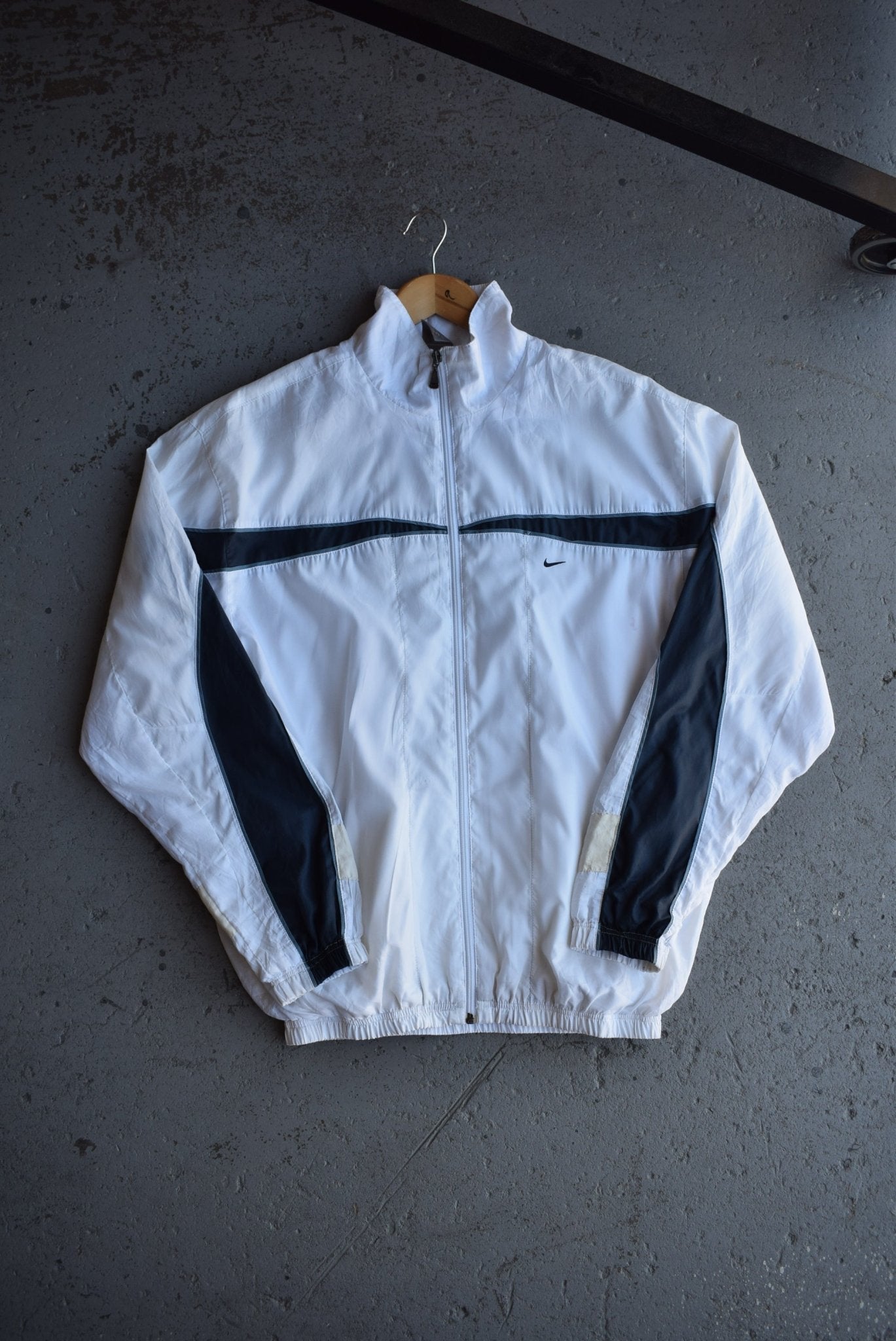 Vintage Nike Classic Logo Embroidered Jacket (L) - Retrospective Store