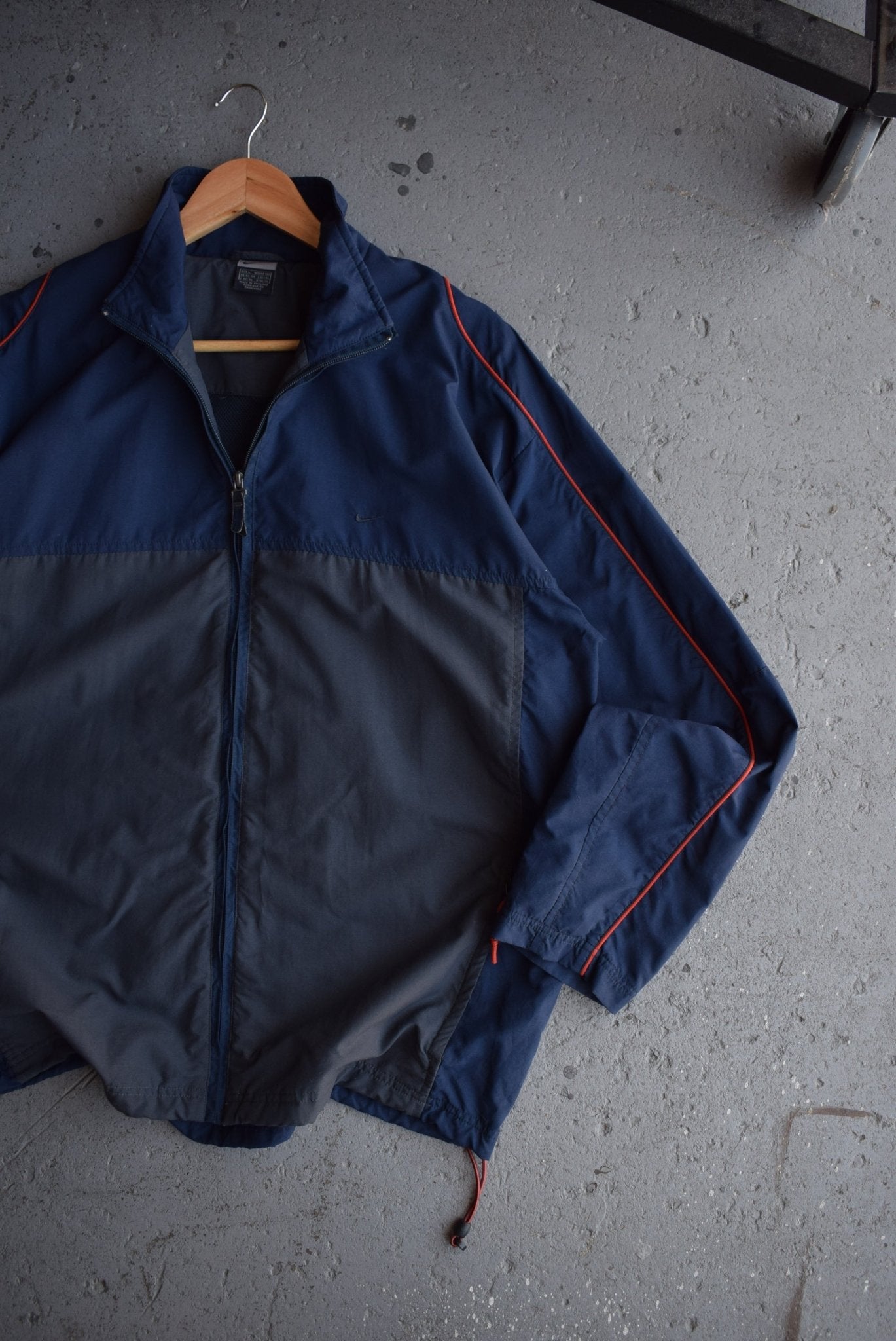 Vintage Nike Classic Logo Embroidered Jacket (L) - Retrospective Store