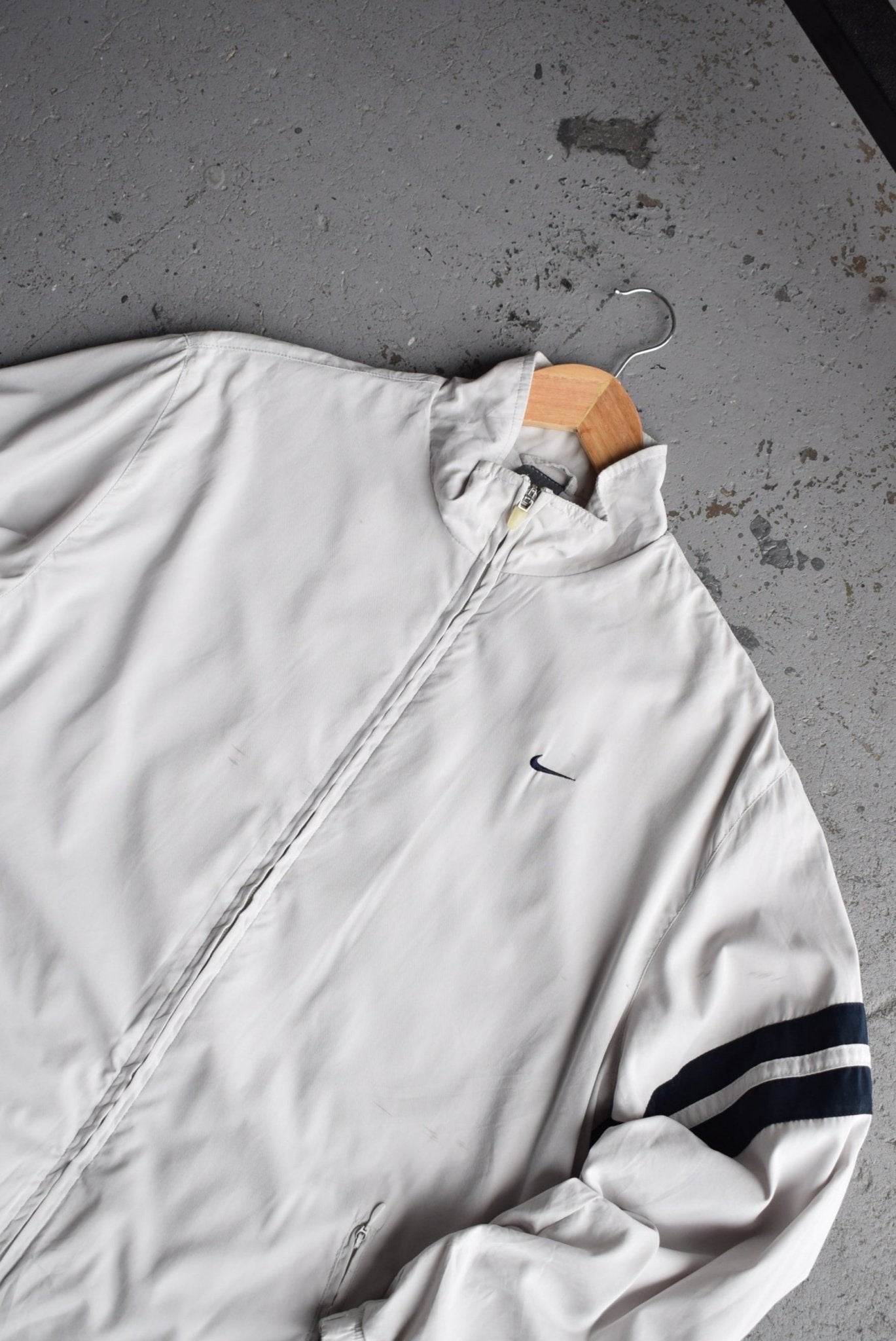 Vintage Nike Classic Logo Embroidered Jacket (M) - Retrospective Store