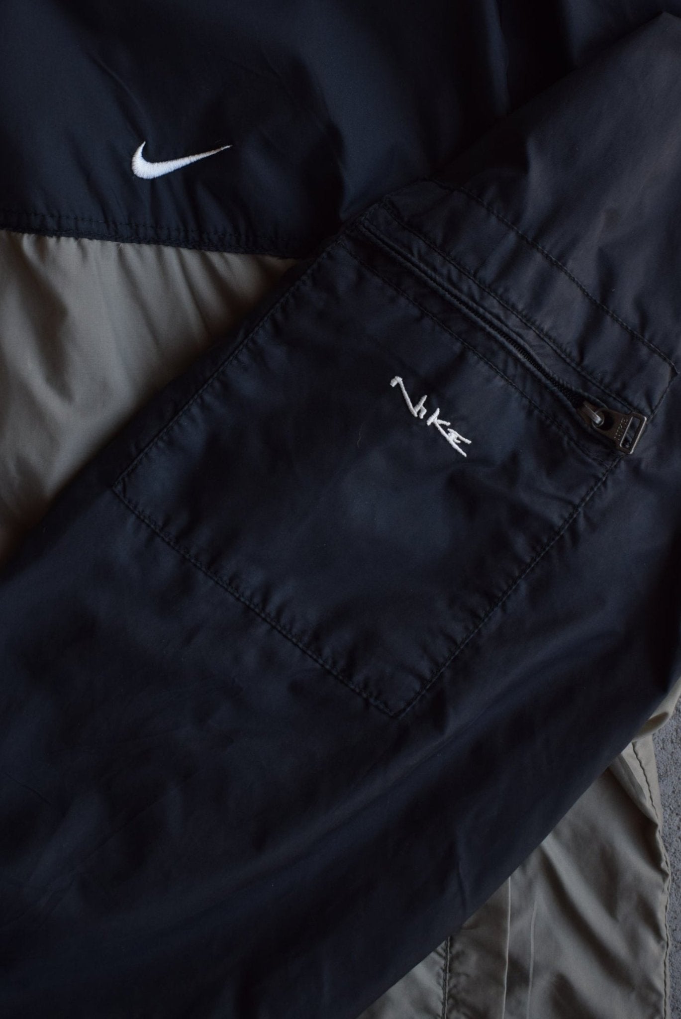 Vintage Nike Classic Logo Embroidered Jacket (M) - Retrospective Store