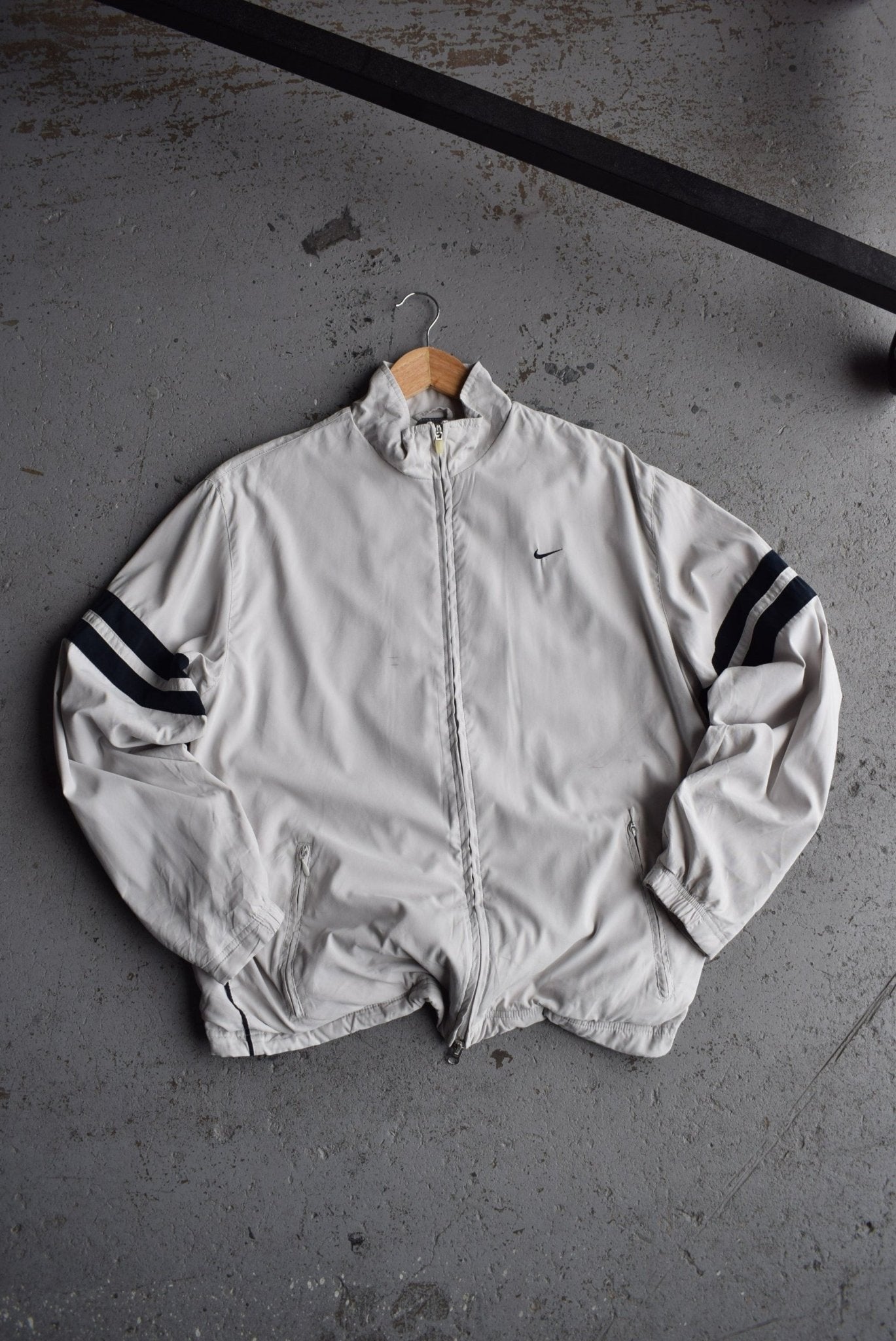 Vintage Nike Classic Logo Embroidered Jacket (M) - Retrospective Store