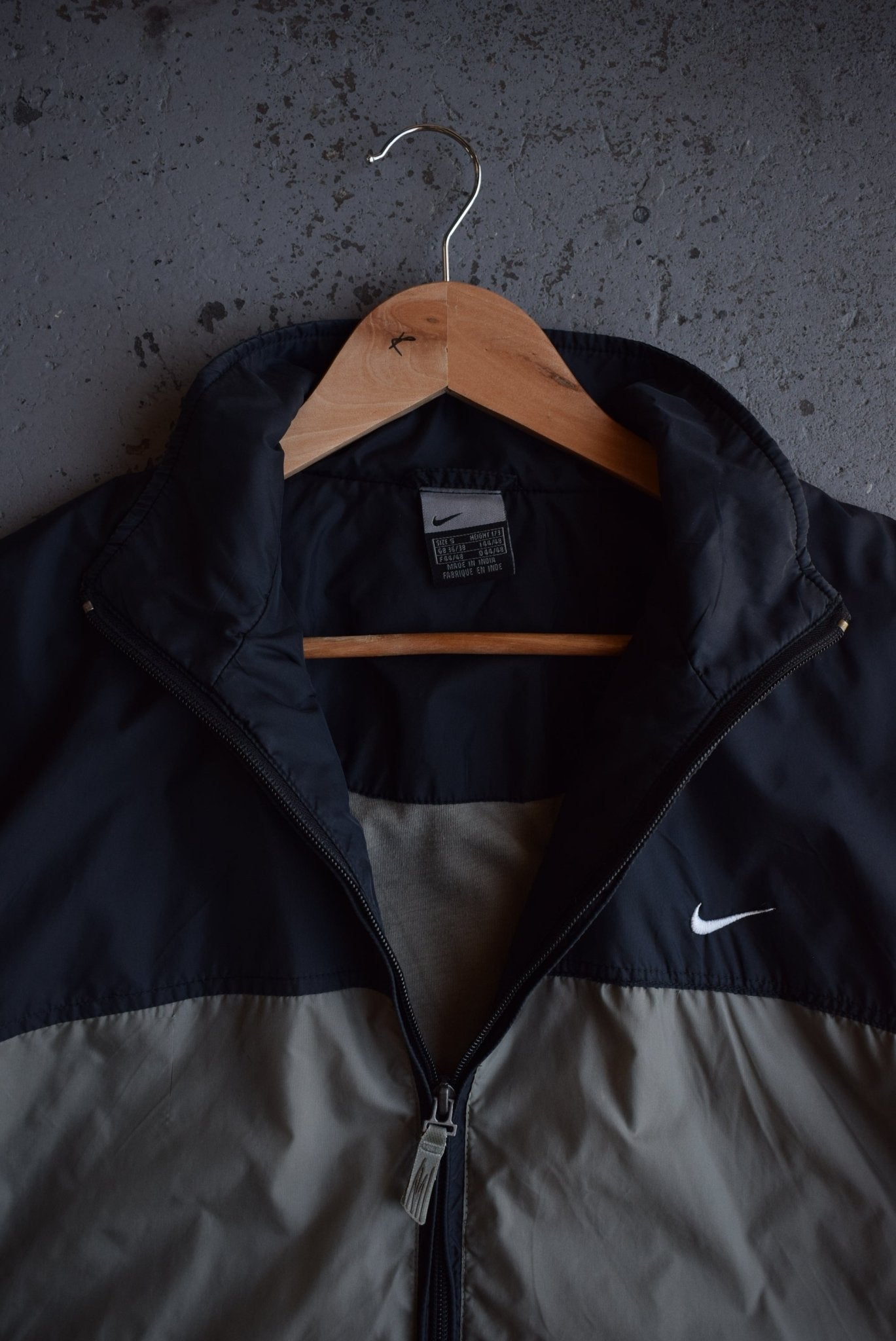 Vintage Nike Classic Logo Embroidered Jacket (M) - Retrospective Store