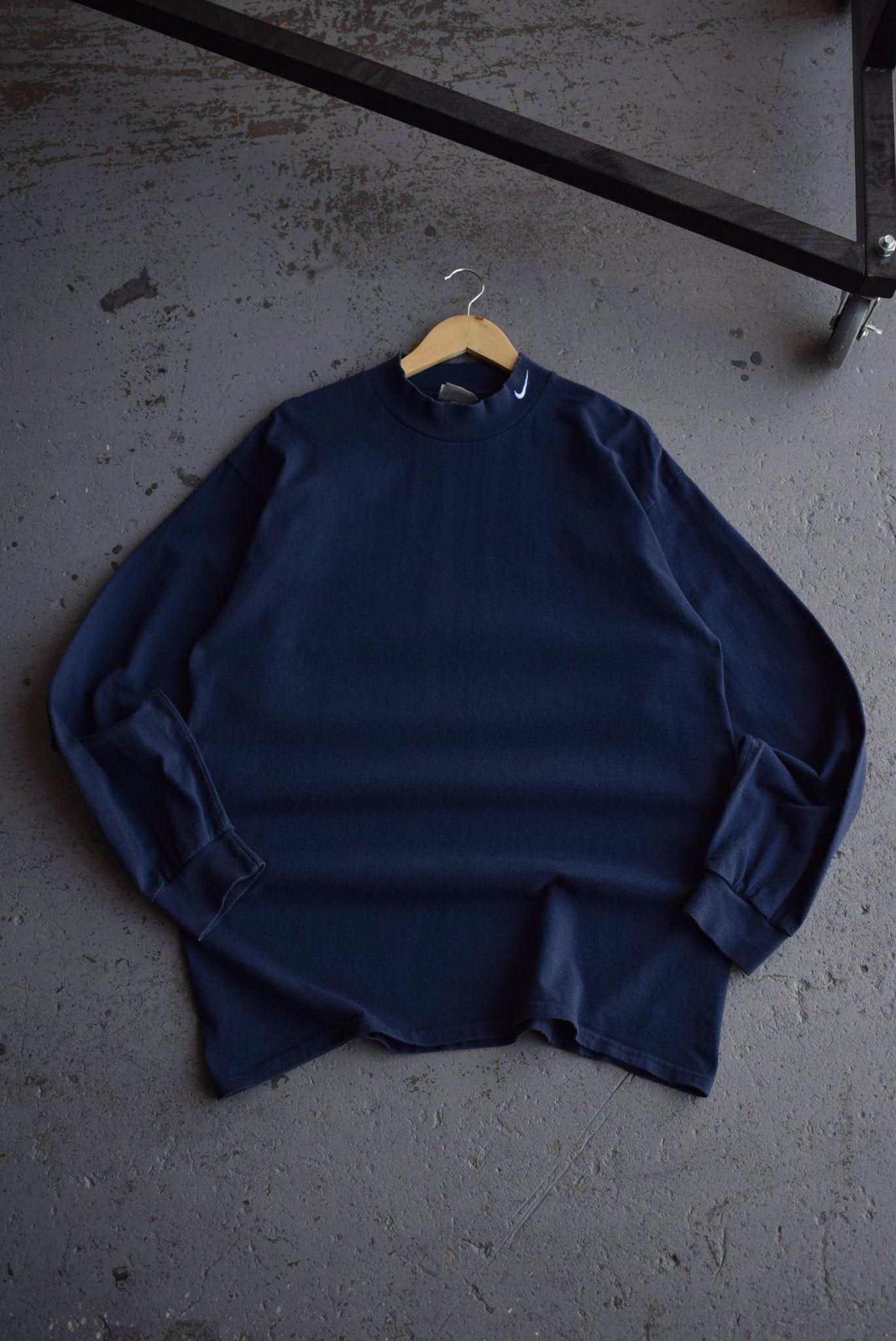 Vintage Nike Classic Logo Embroidered Mockneck (L) - Retrospective Store
