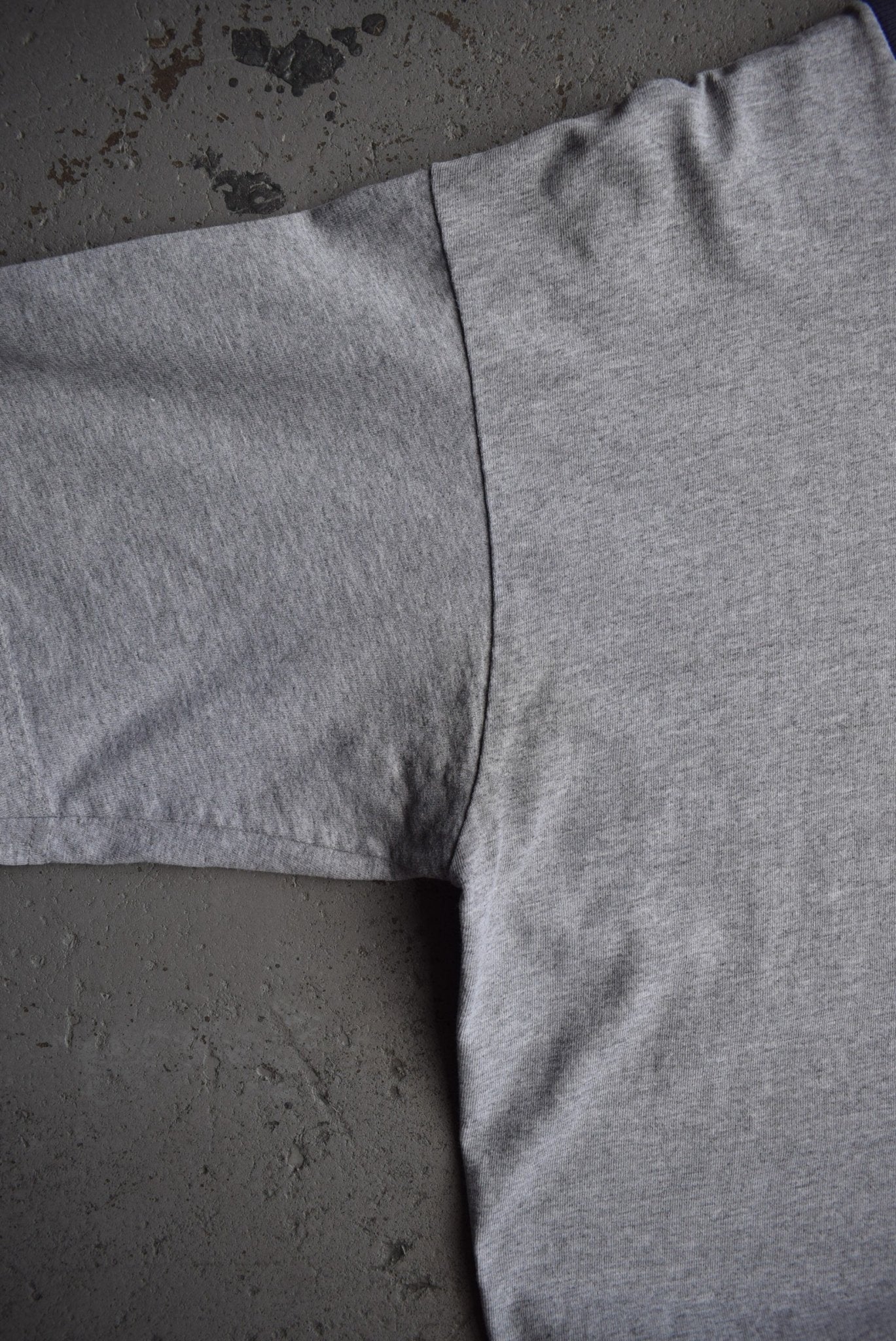 Vintage Nike Classic Logo Embroidered Tee (L) - Retrospective Store