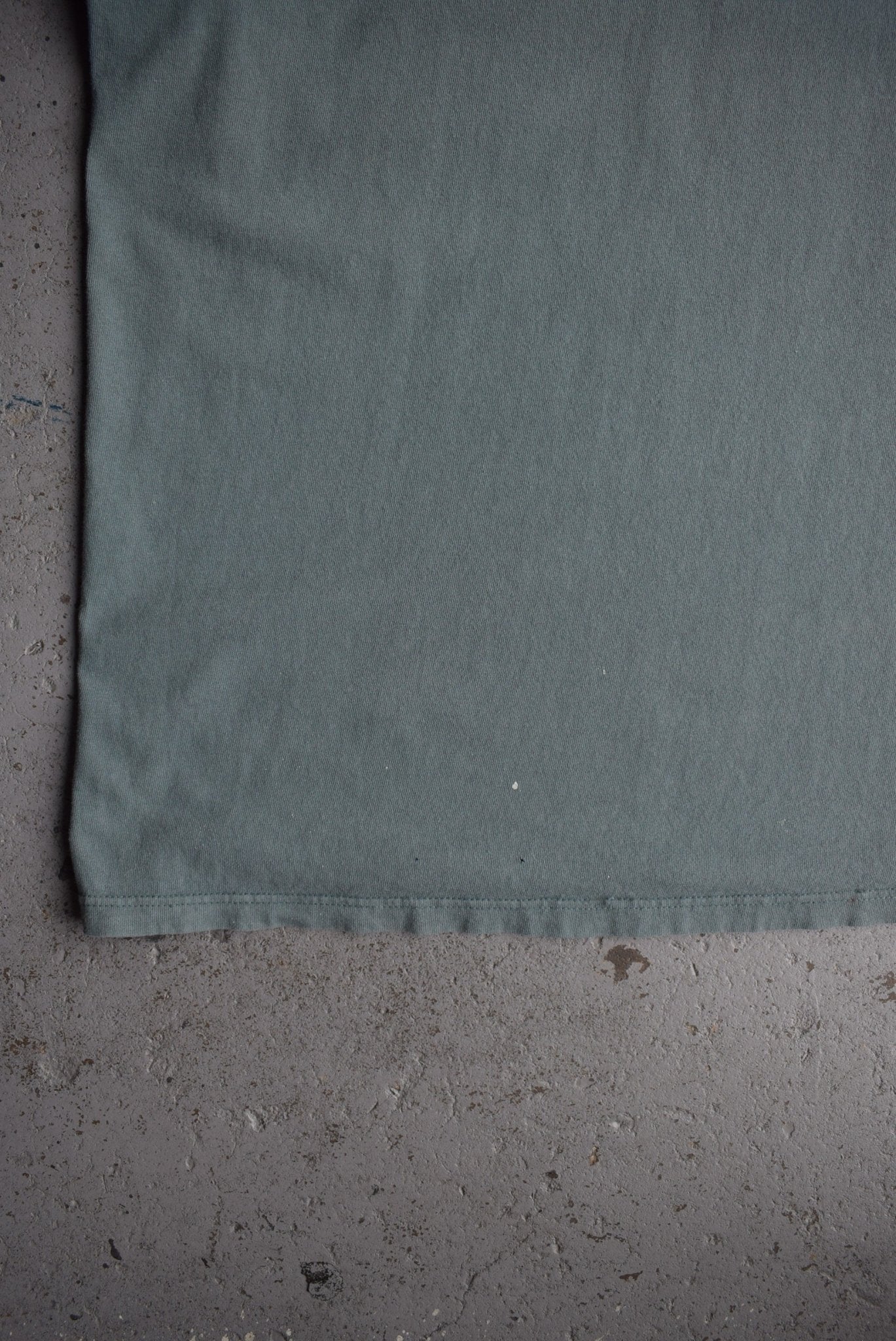Vintage Nike Classic Logo Embroidered Tee (L) - Retrospective Store