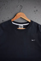 Vintage Nike Classic Logo Embroidered Tee (L) - Retrospective Store