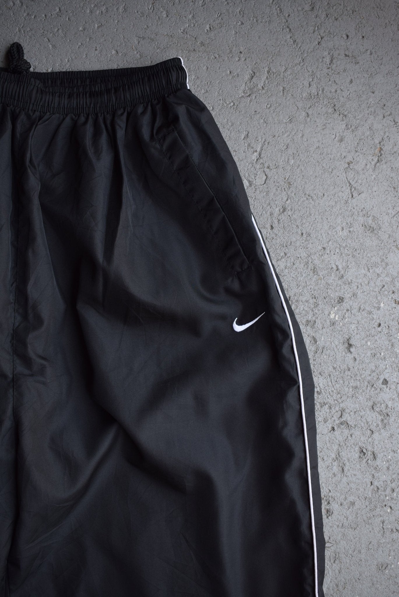 Vintage Nike Classic Logo Embroidered Track Pants (L) - Retrospective Store