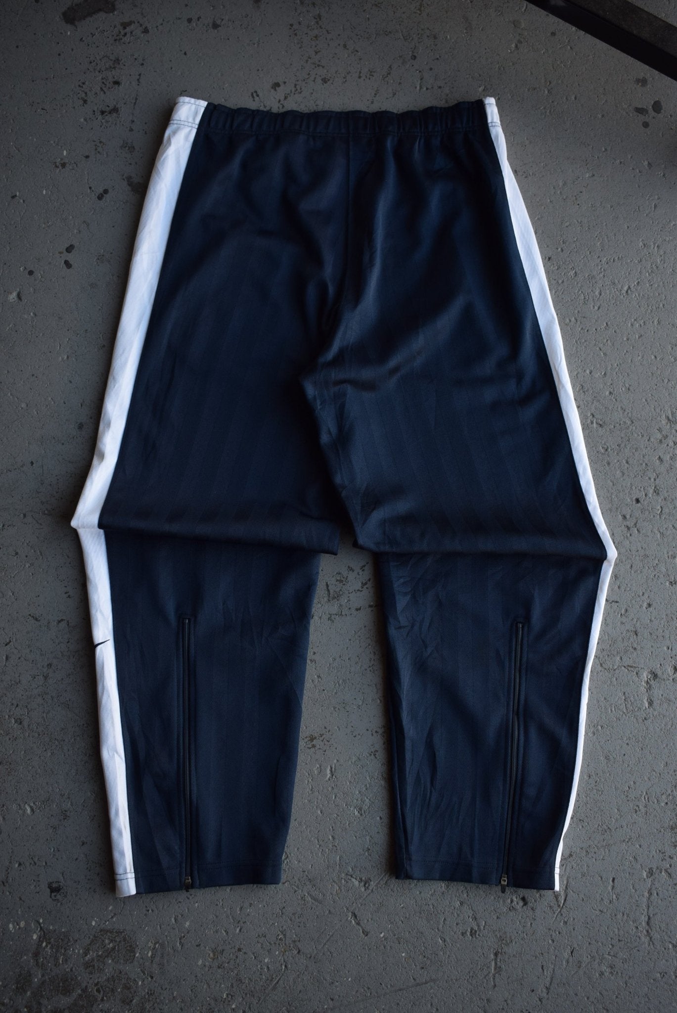Vintage Nike Classic Logo Embroidered Track Pants (L) - Retrospective Store