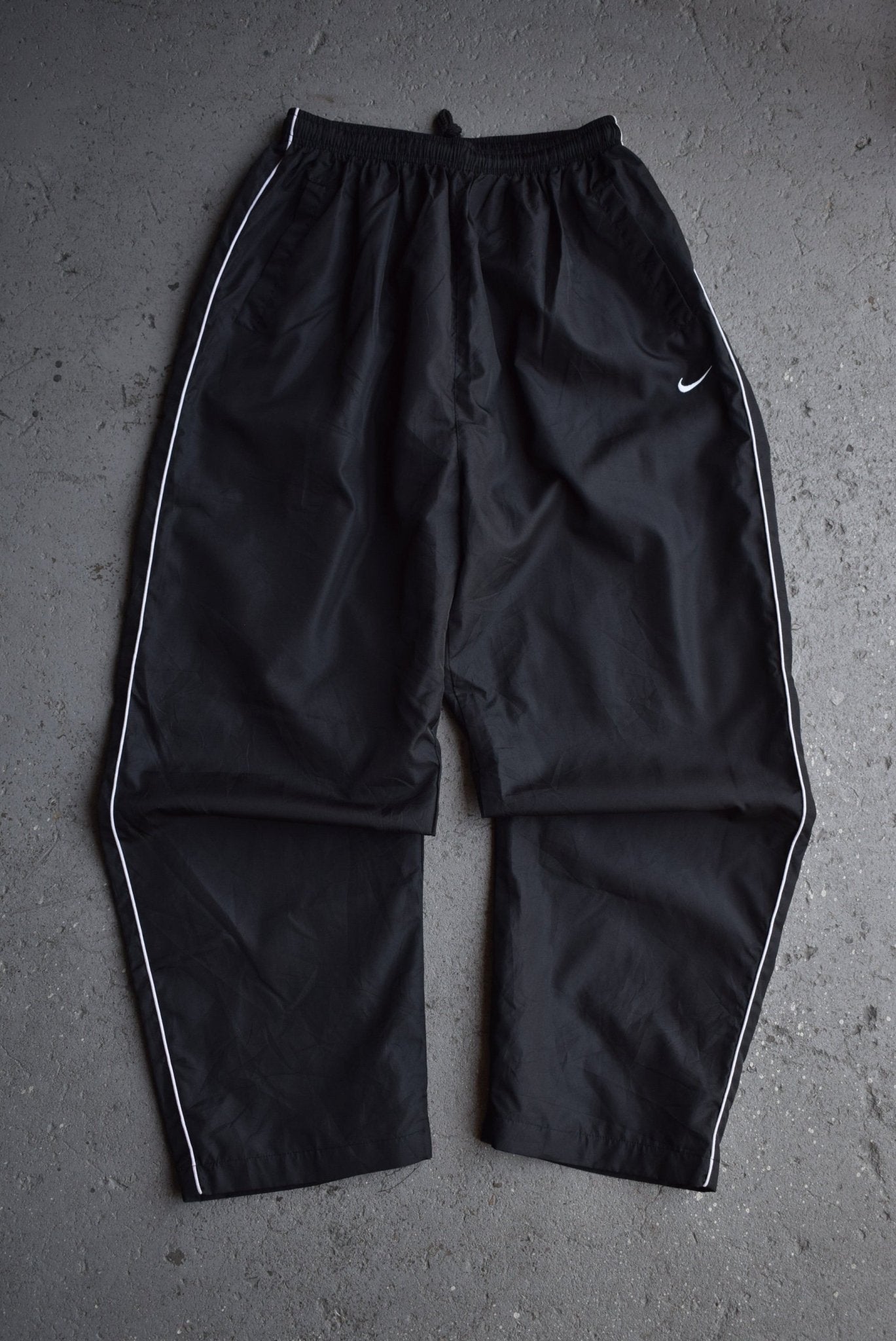 Vintage Nike Classic Logo Embroidered Track Pants (L) - Retrospective Store