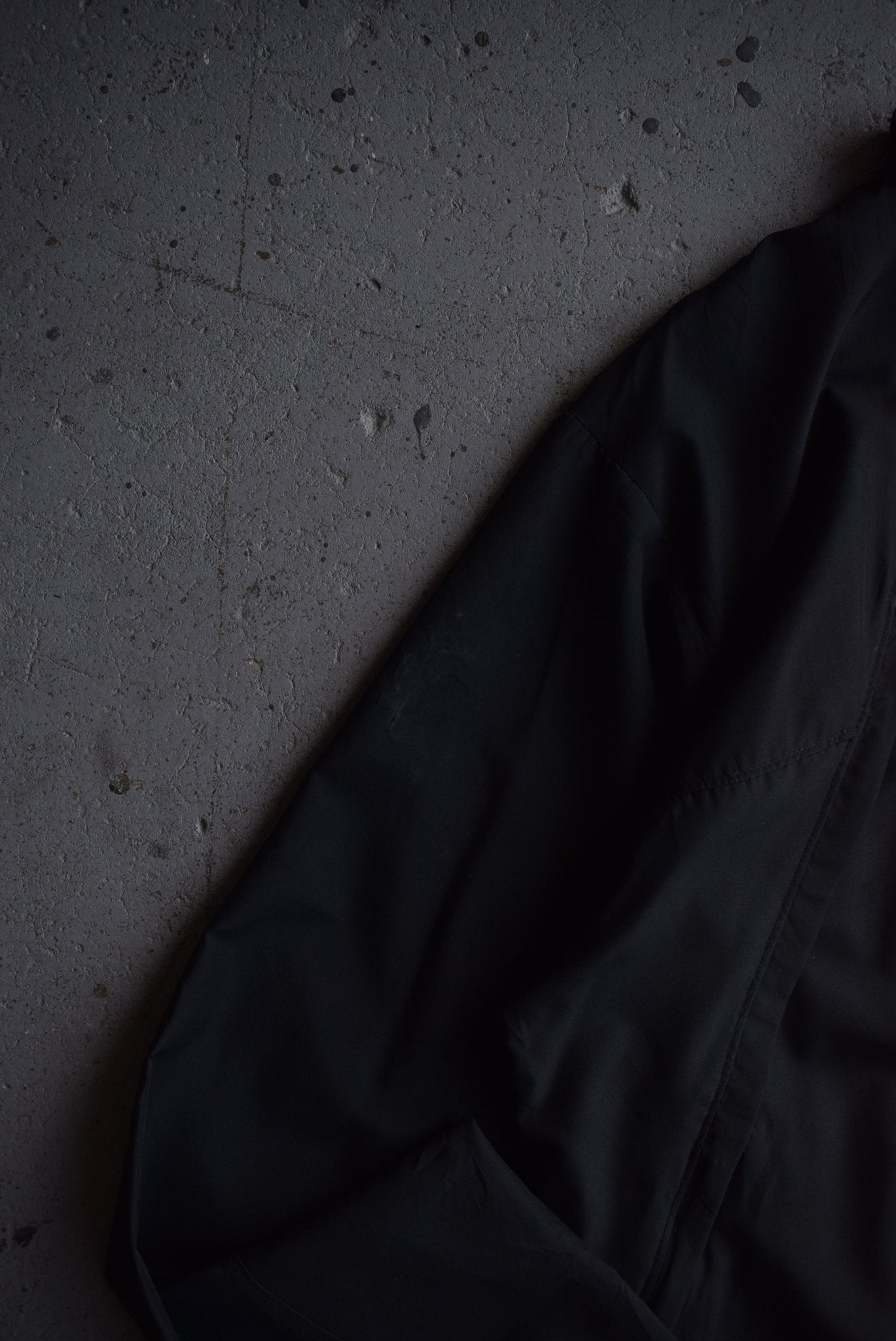 Vintage Nike Classic Logo Embroidered Windbreaker Jacket (L) - Retrospective Store